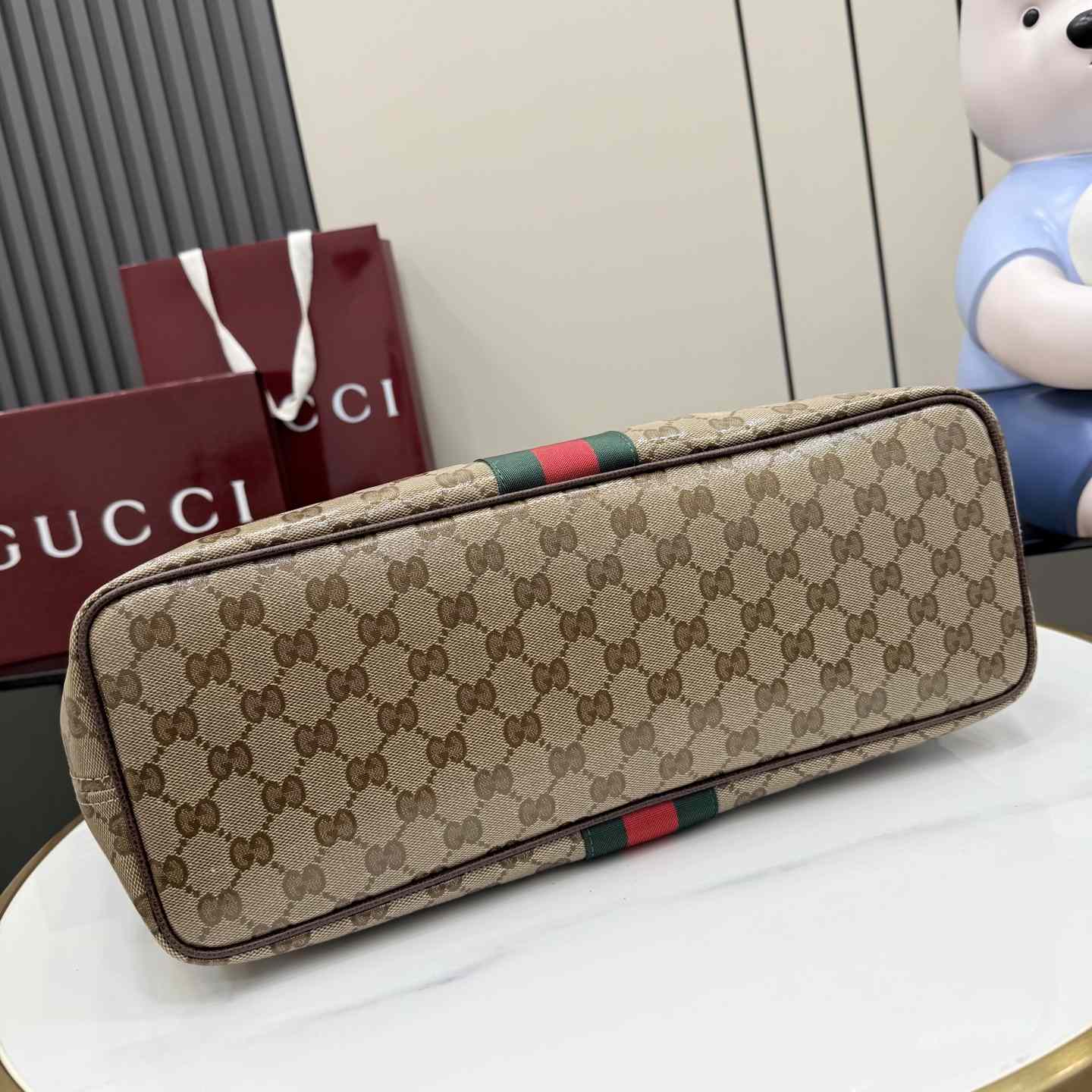 Gucci Tribeca Large Tote Bag  - FashionPlug