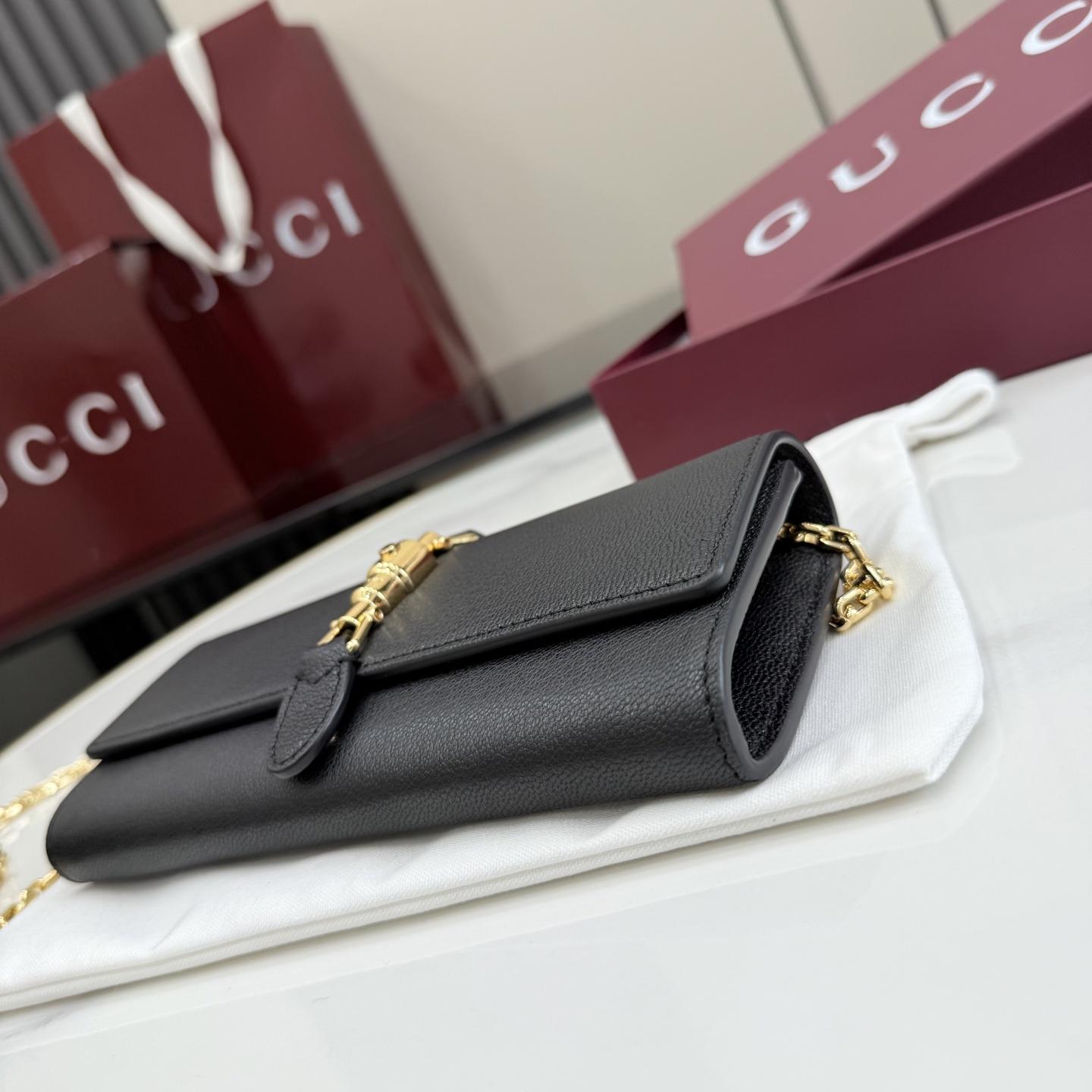 Gucci Jackie Wallet On Chain - FashionPlug