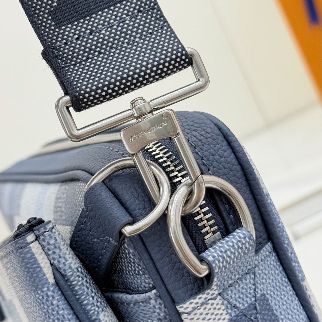 Louis Vuitton Trio Messenger   M28601 - FashionPlug