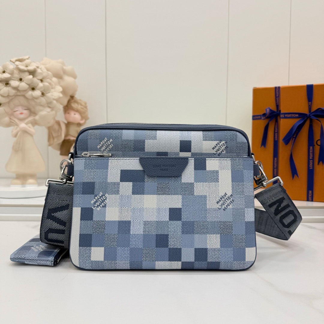 Louis Vuitton Trio Messenger   M28601 - FashionPlug