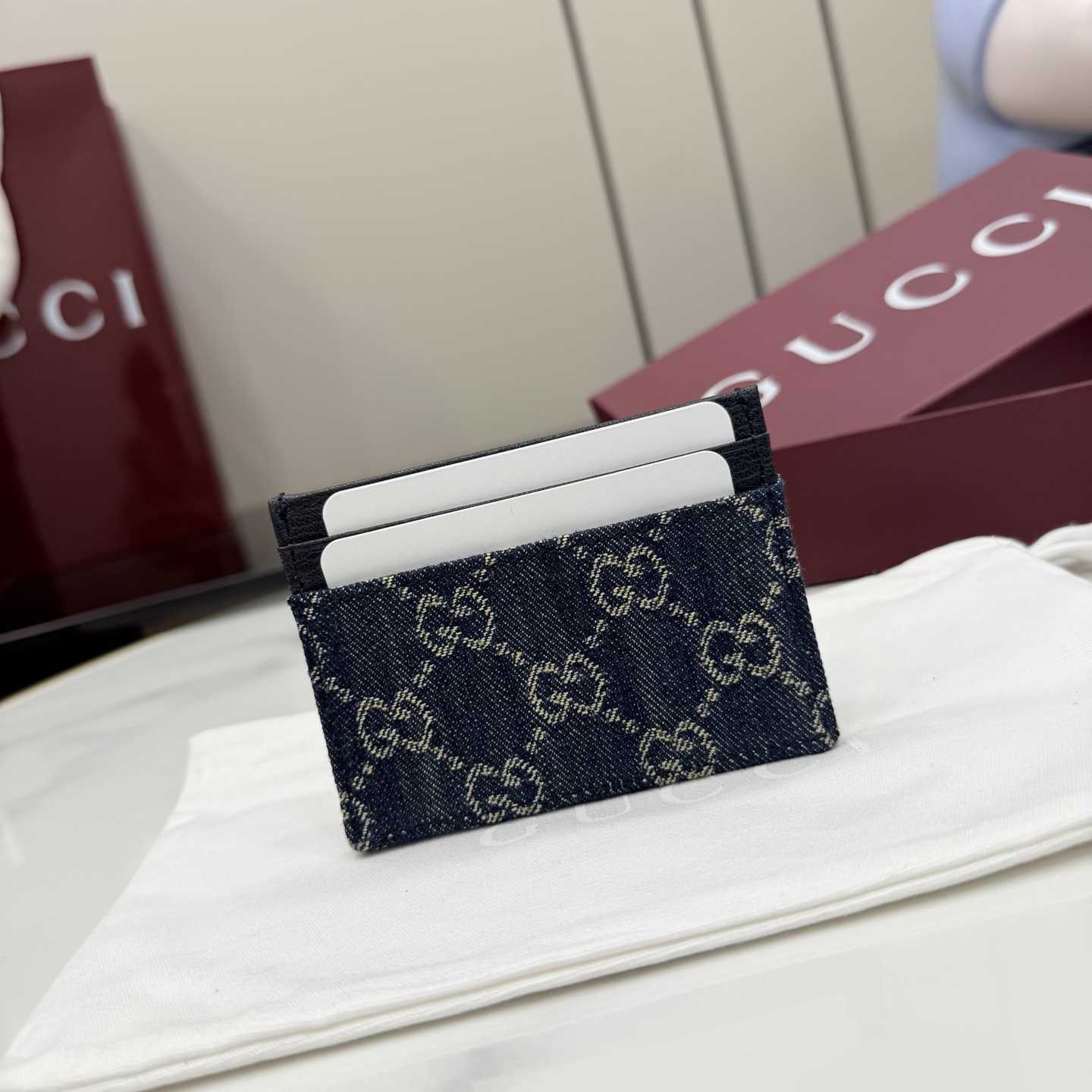 Gucci Card case With Gucci Plaque - FashionPlug