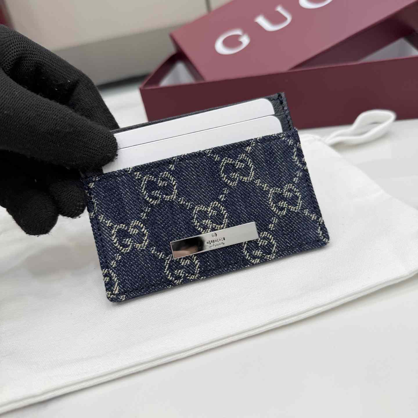 Gucci Card case With Gucci Plaque - FashionPlug