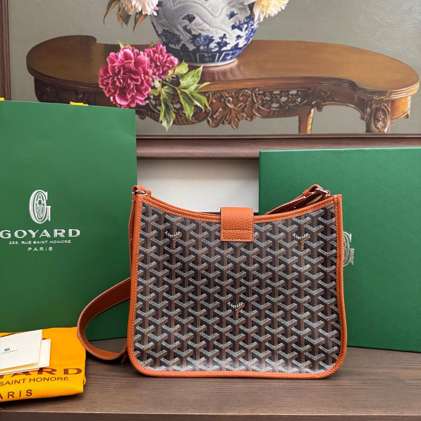 Goyard Musette Bag - FashionPlug
