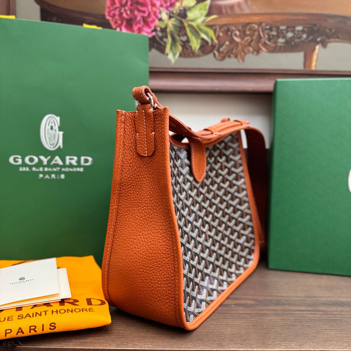 Goyard Musette Bag - FashionPlug