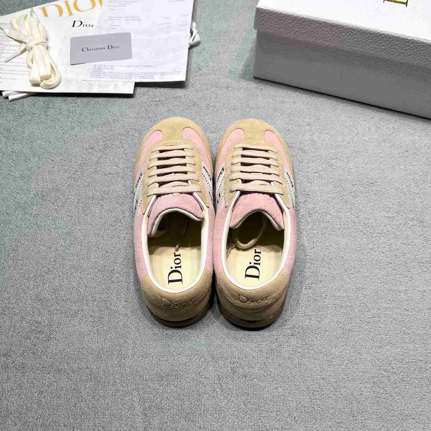 Dior Ribbon Sneaker - FashionPlug