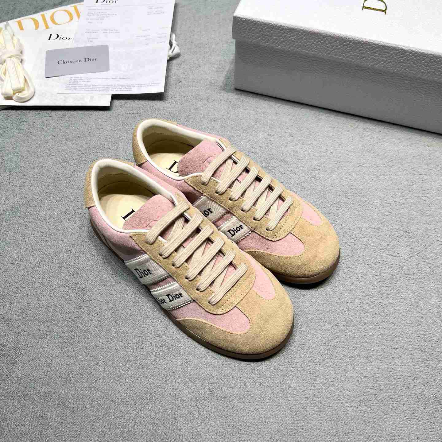 Dior Ribbon Sneaker - FashionPlug