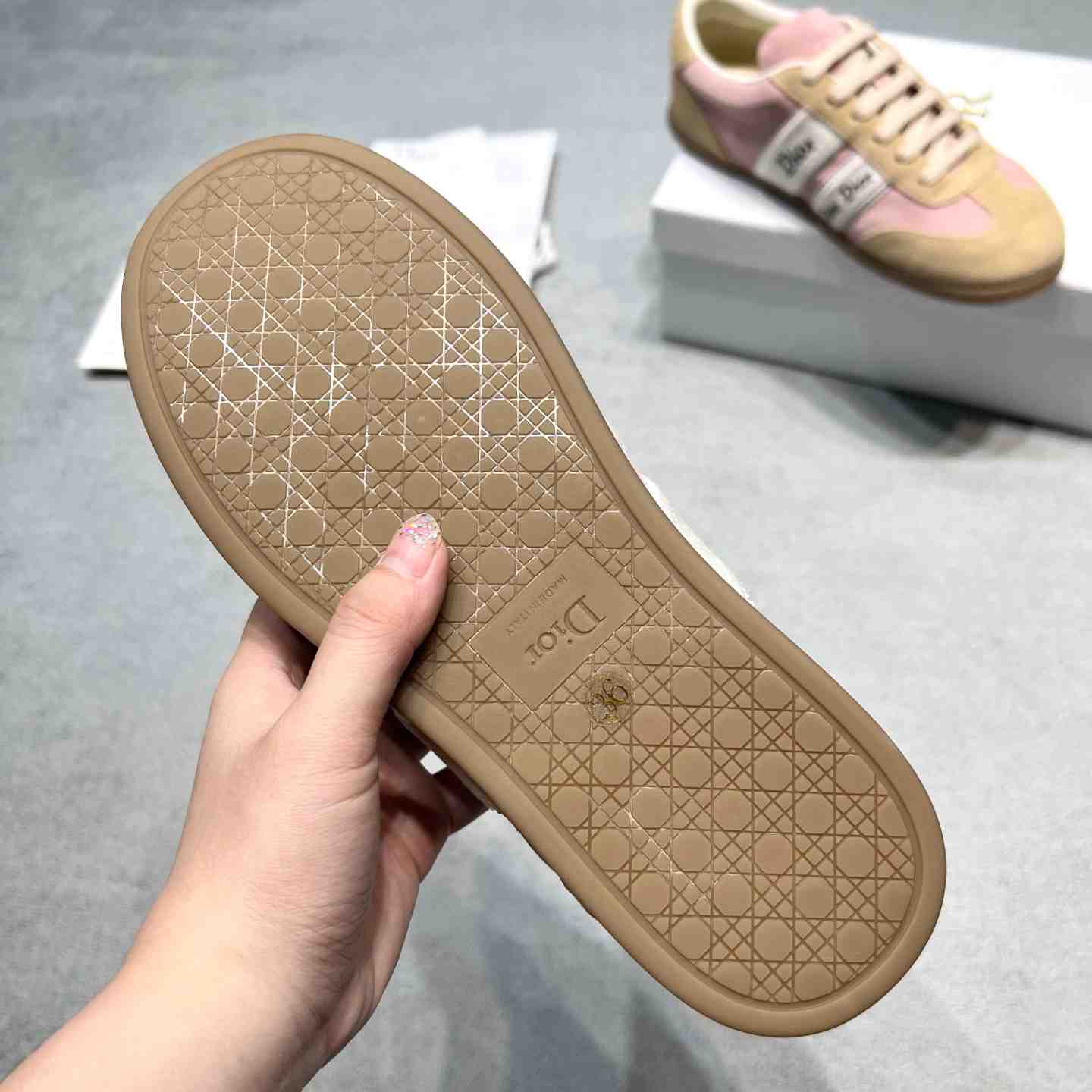 Dior Ribbon Sneaker - FashionPlug