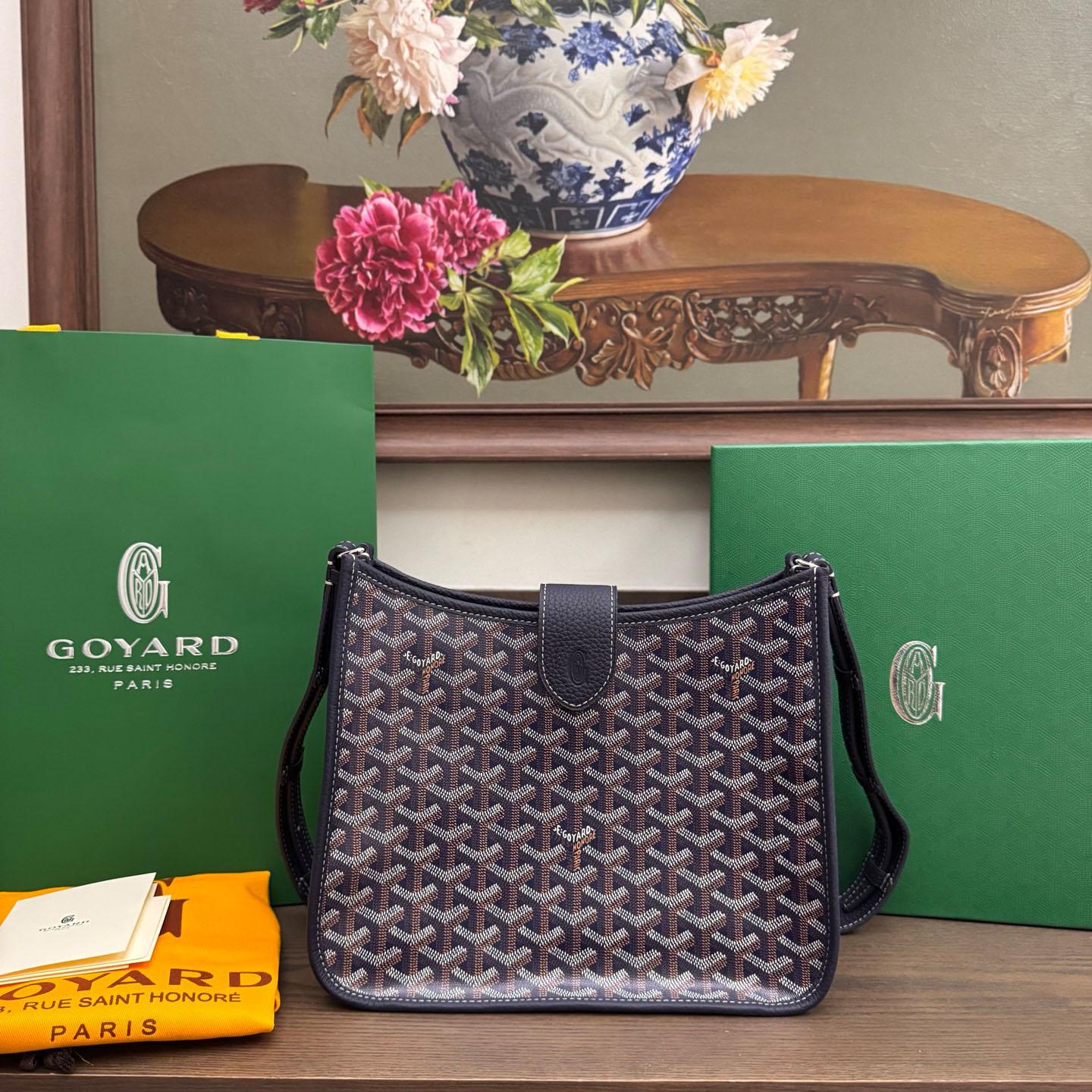 Goyard Musette Bag - FashionPlug