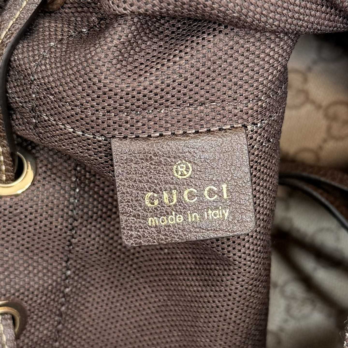 Gucci Venice Small Bucket Bag - FashionPlug