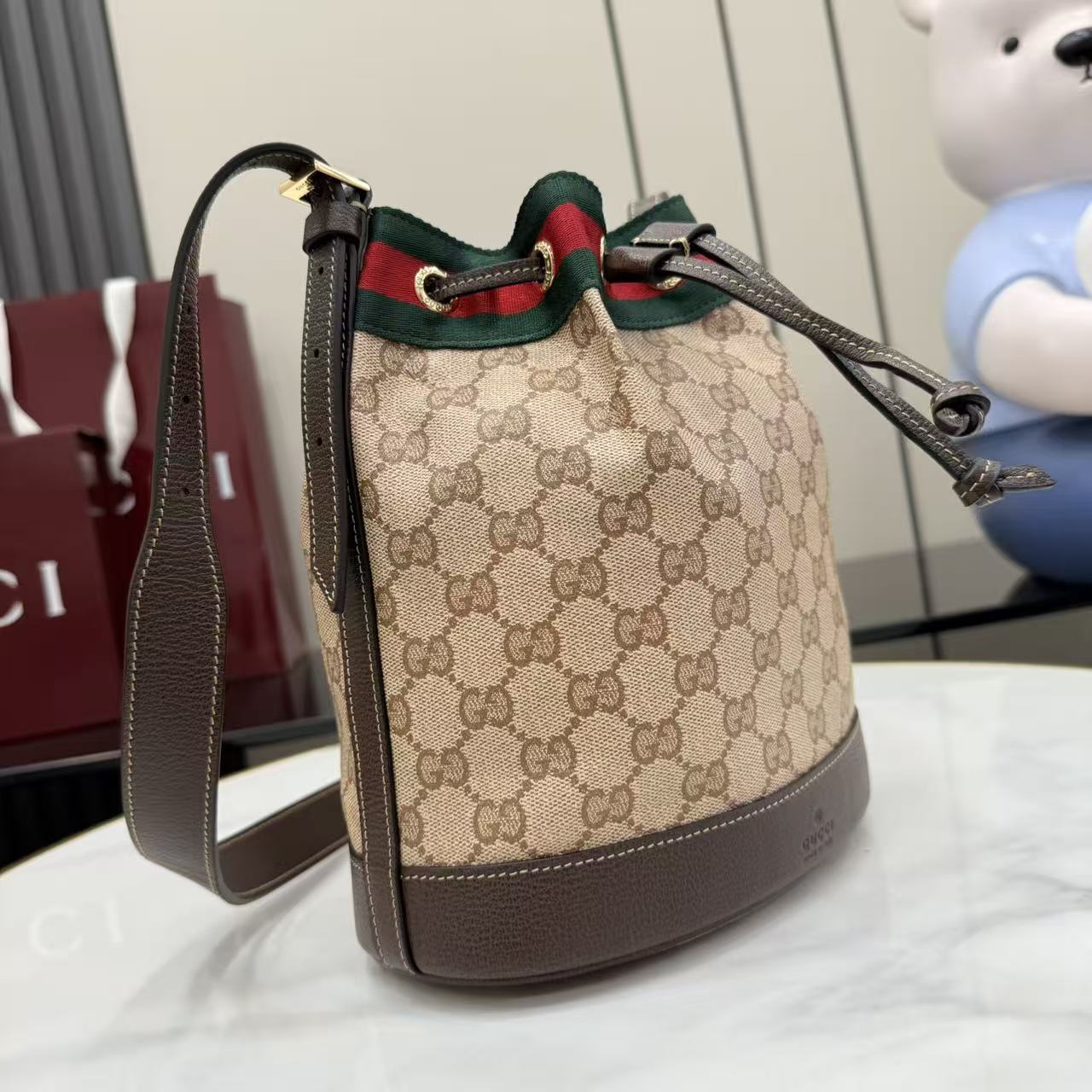 Gucci Venice Small Bucket Bag - FashionPlug