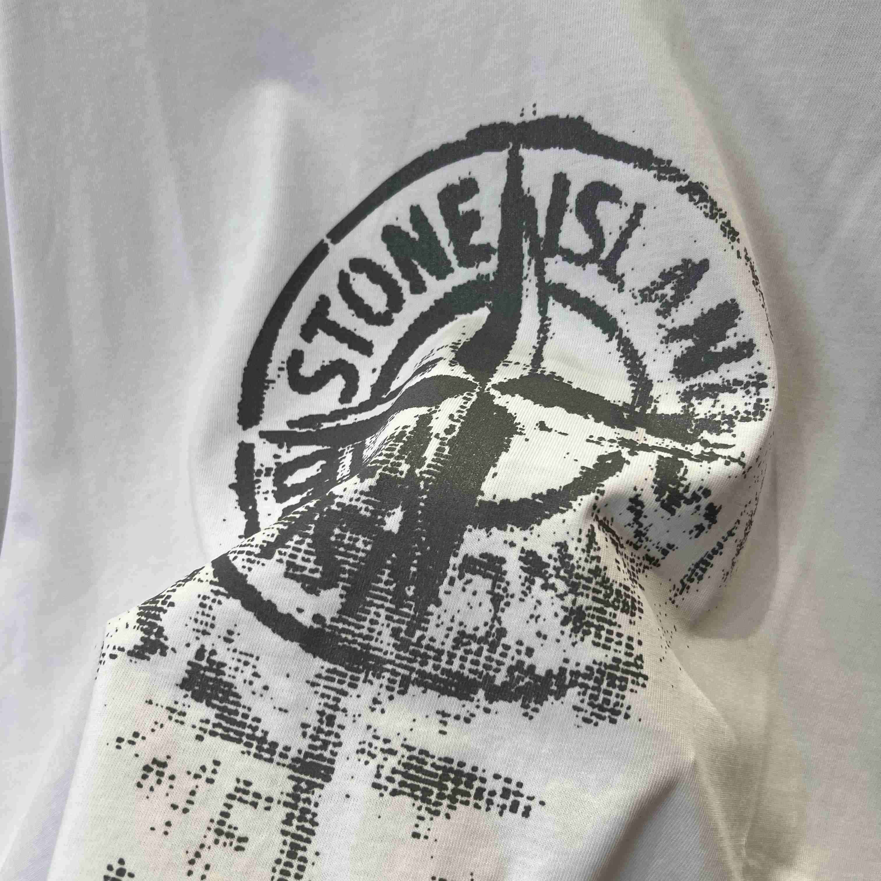 Stone Island Compass-Print Cotton T-shirt - FashionPlug