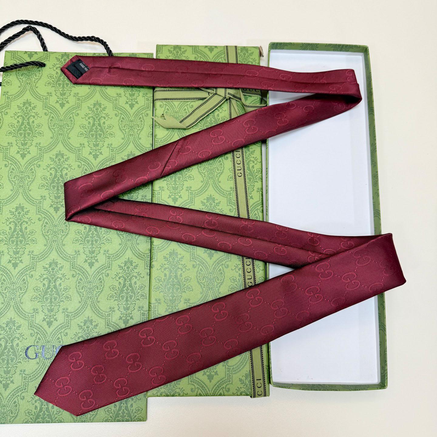 Gucci GG Silk Cotton Tie - FashionPlug