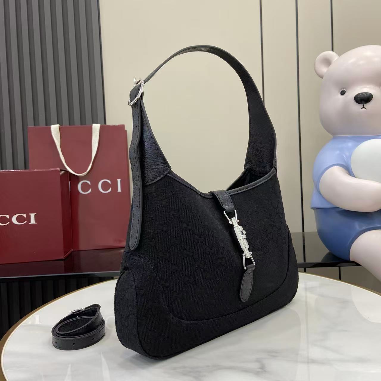 Gucci Jackie 1961 Medium Shoulder Bag - FashionPlug