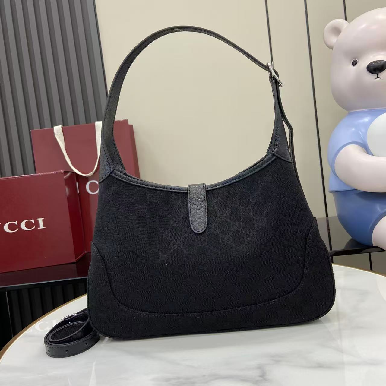 Gucci Jackie 1961 Medium Shoulder Bag - FashionPlug