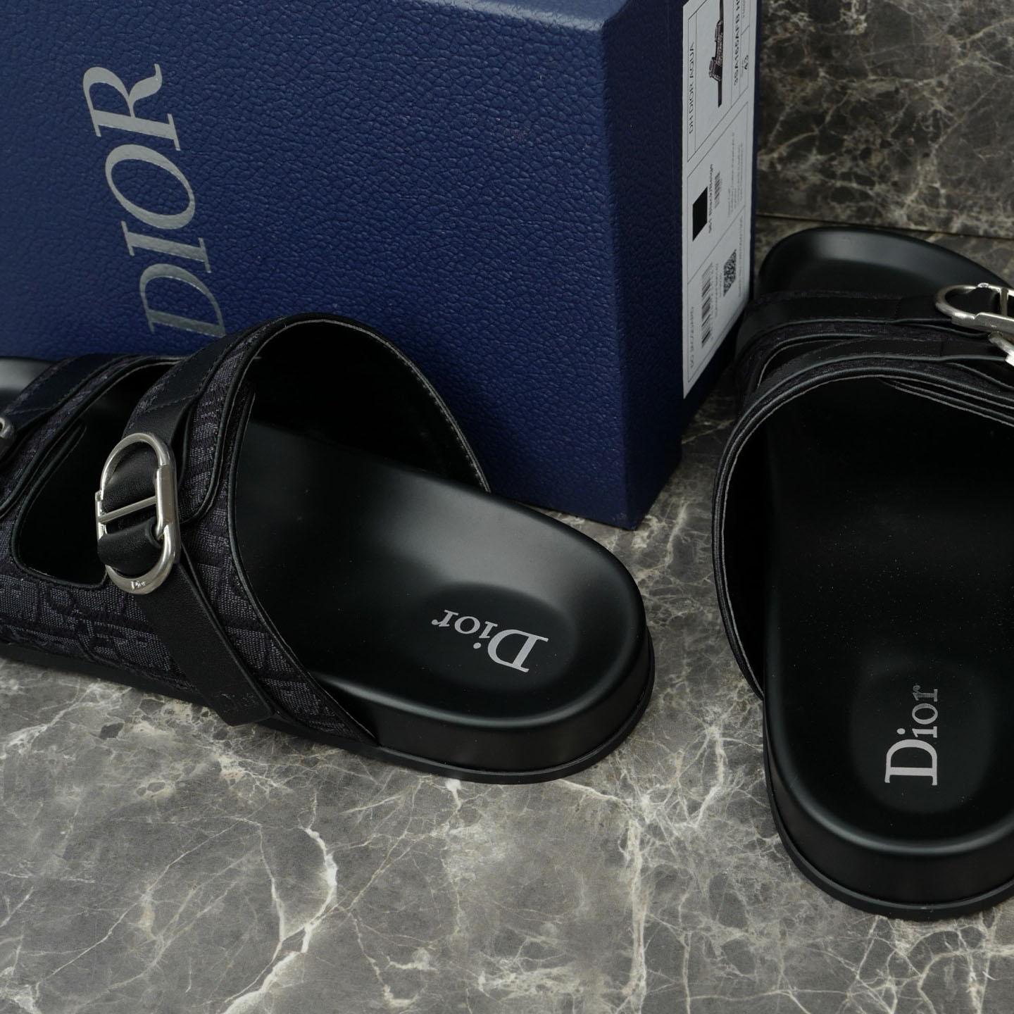 Dior Aqua-Sandaal - FashionPlug