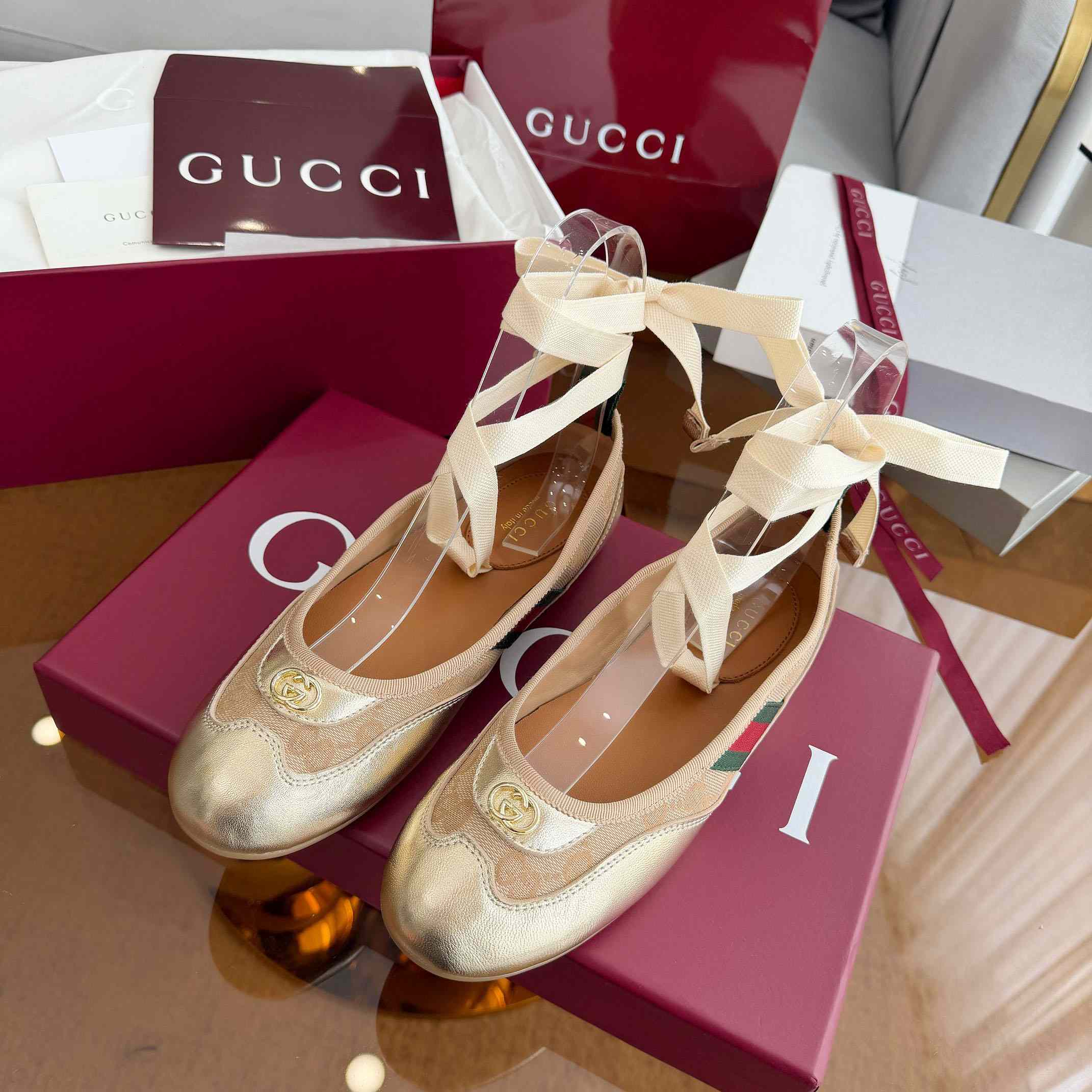  Gucci Shift Ballerina - FashionPlug