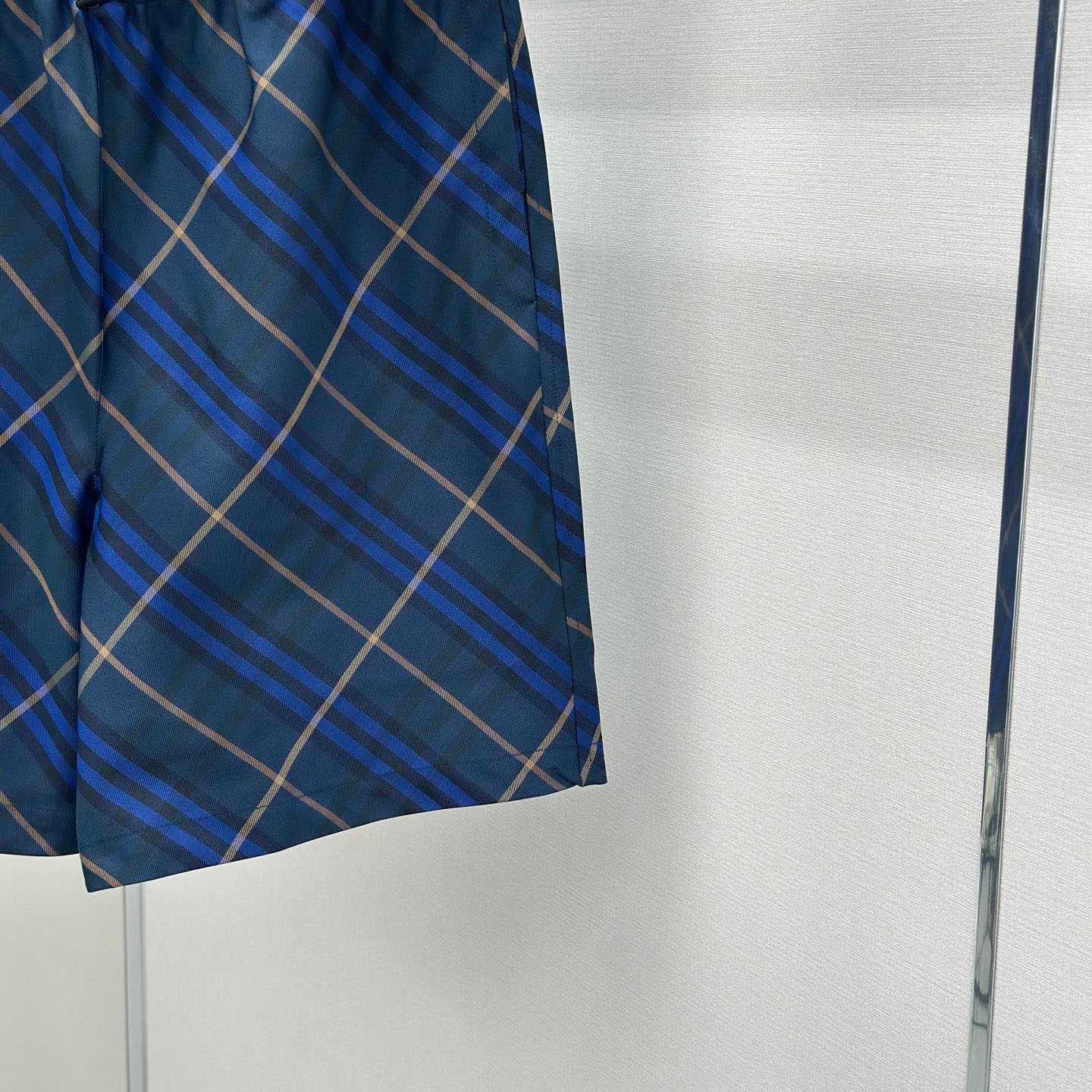Burberry Check-Pattern Shorts - FashionPlug
