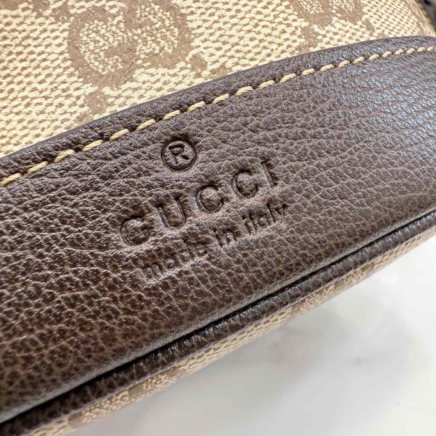 Gucci Mini Bucket Bag With Web - FashionPlug