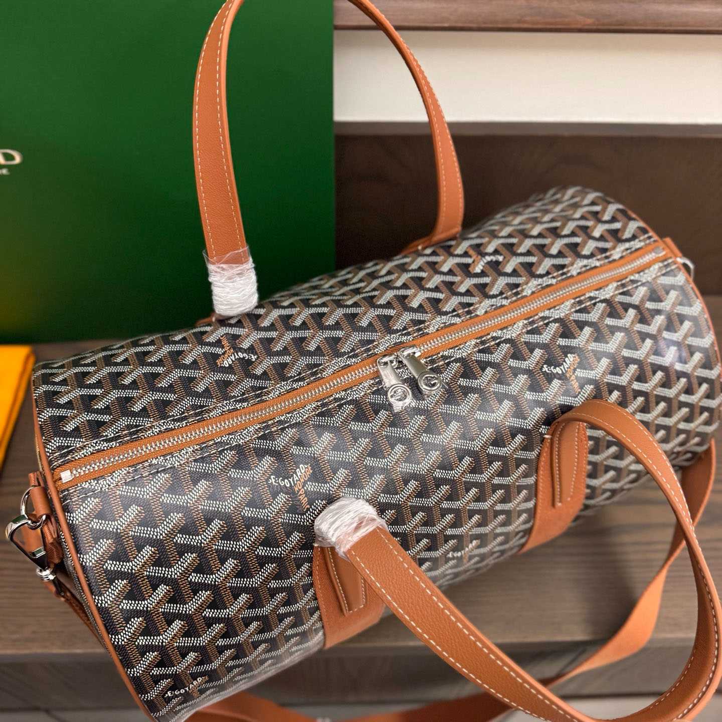 Goyard Barrel 40 Sports Bag - FashionPlug
