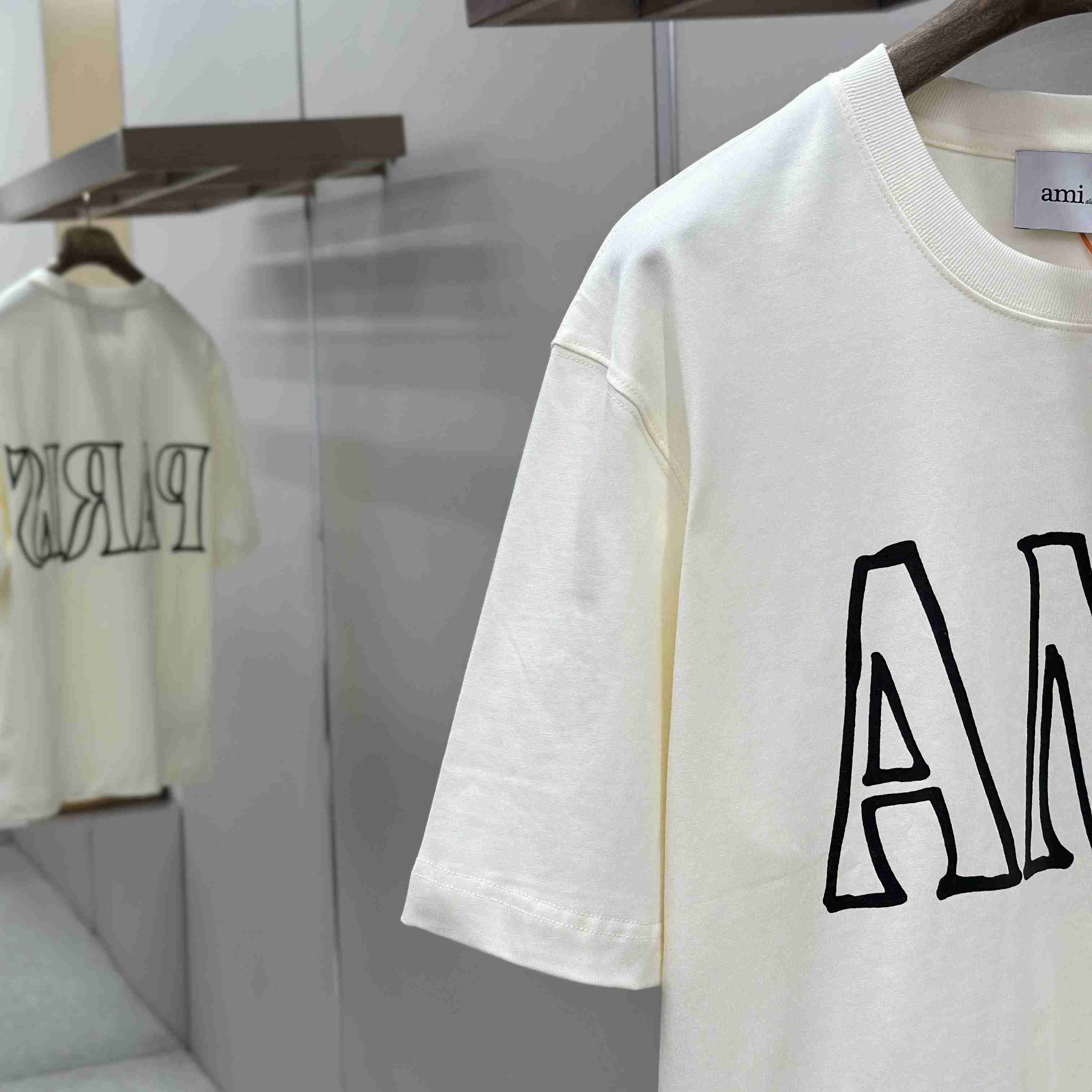 AMI Paris White Cotton Ami Paris Print T-shirt - FashionPlug