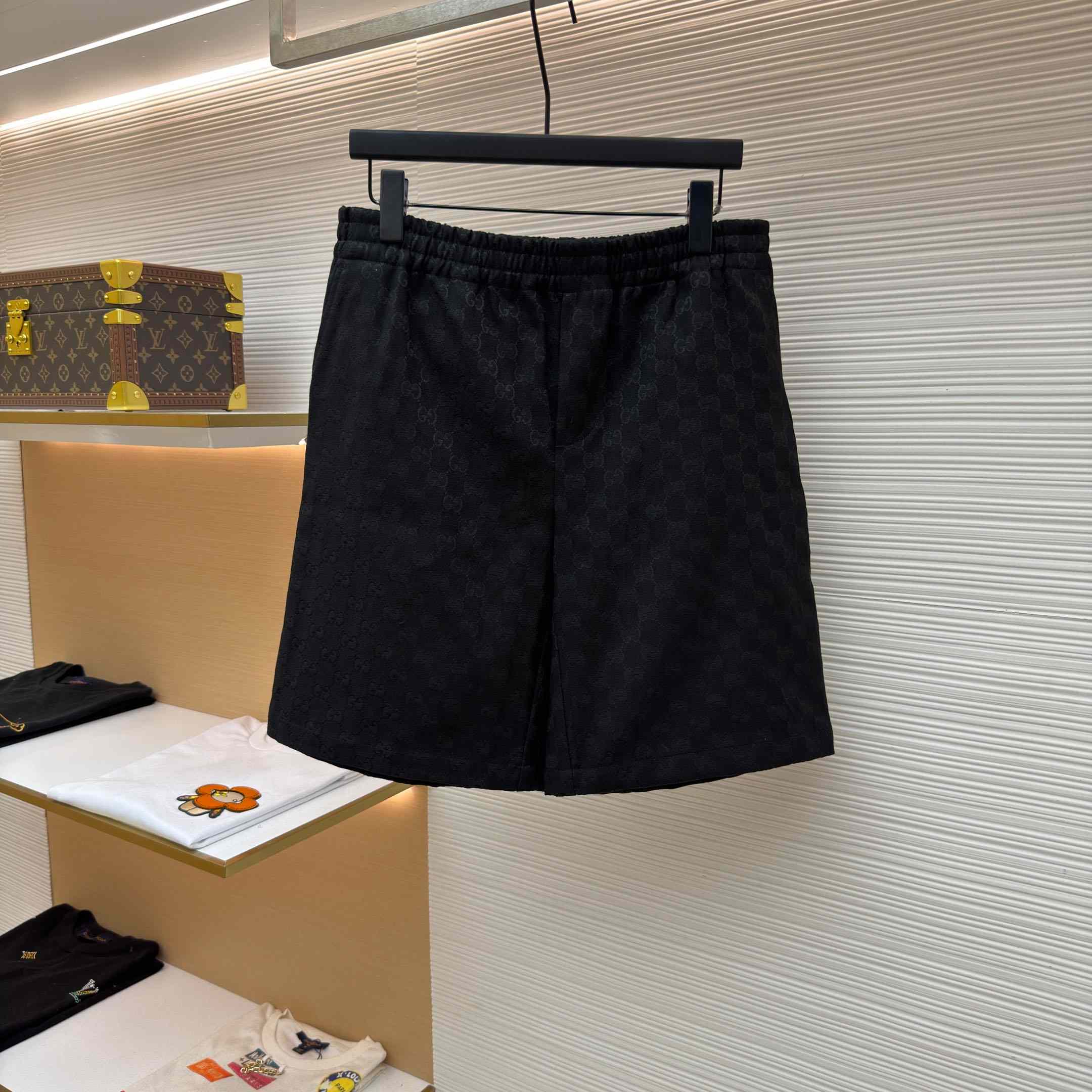 Gucci GG Canvas Linen Blen Shorts - FashionPlug
