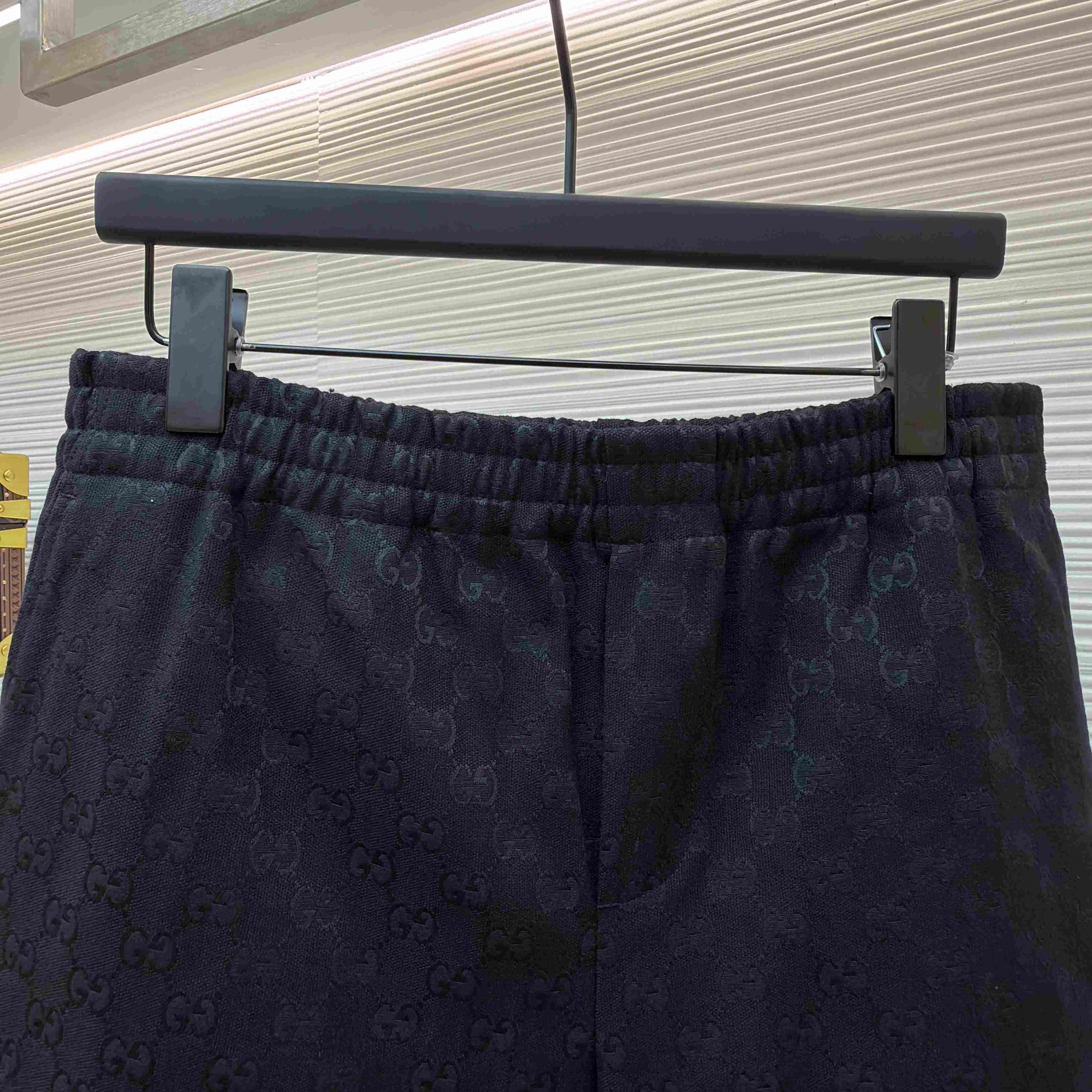 Gucci GG Canvas Linen Blen Shorts - FashionPlug