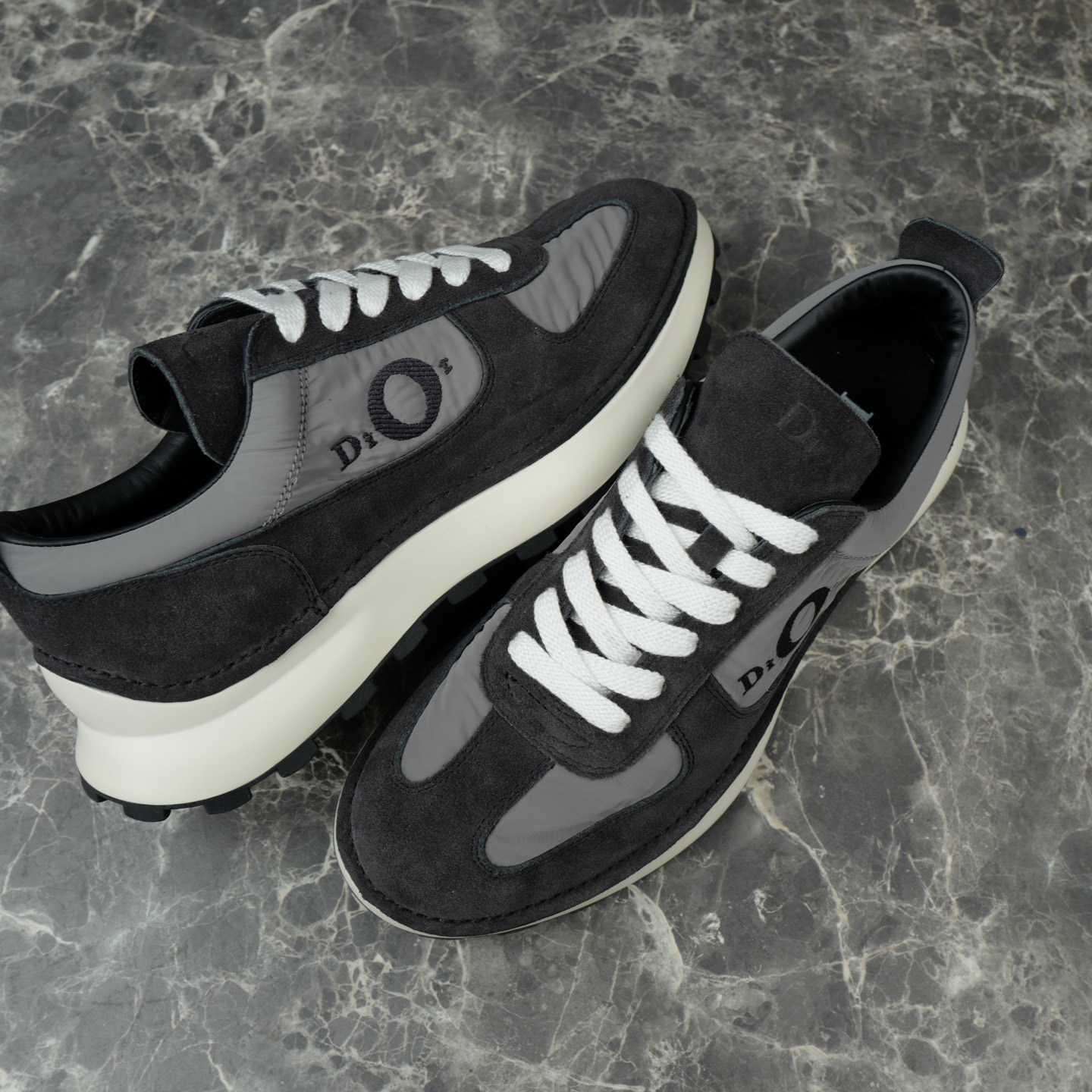 Dior Squash Sneaker - FashionPlug