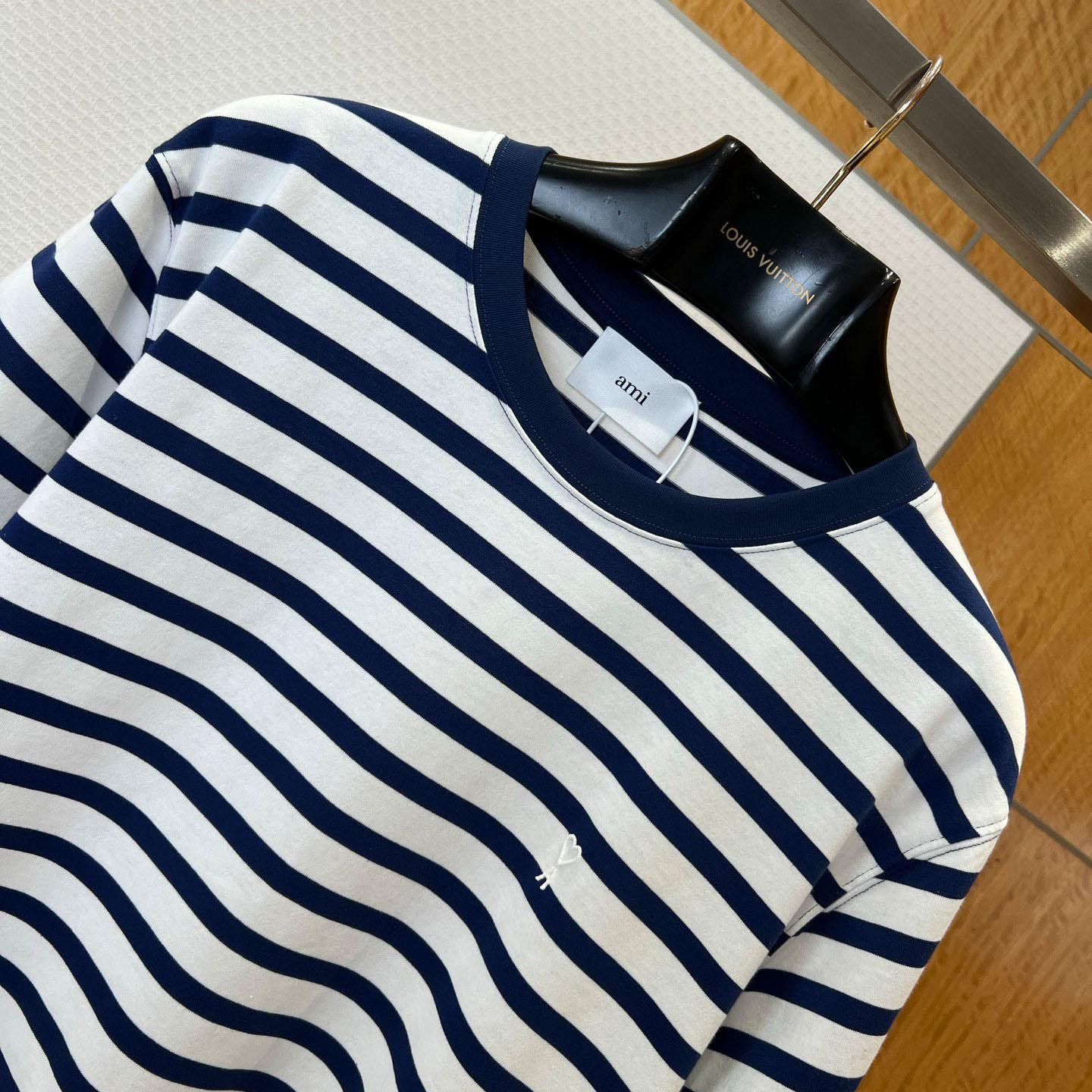 AMI Paris White & Navy Boxy Mariniere 'Ami De Coeur' T-shirt - FashionPlug
