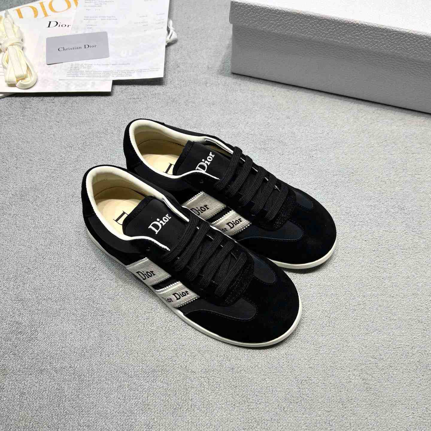 Dior Ribbon Sneaker - FashionPlug