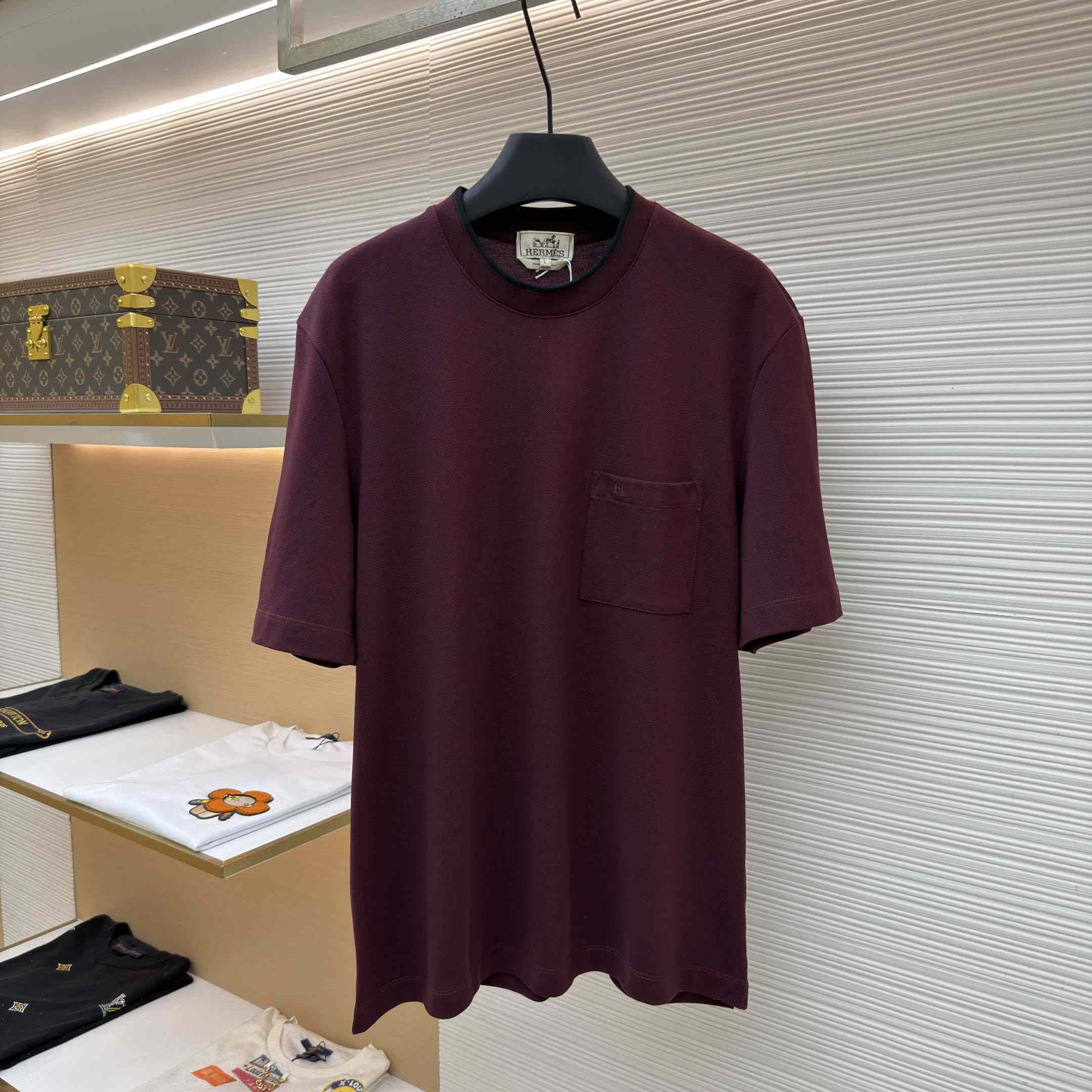 Hermes "Piqures Sellier" T-shirt - FashionPlug