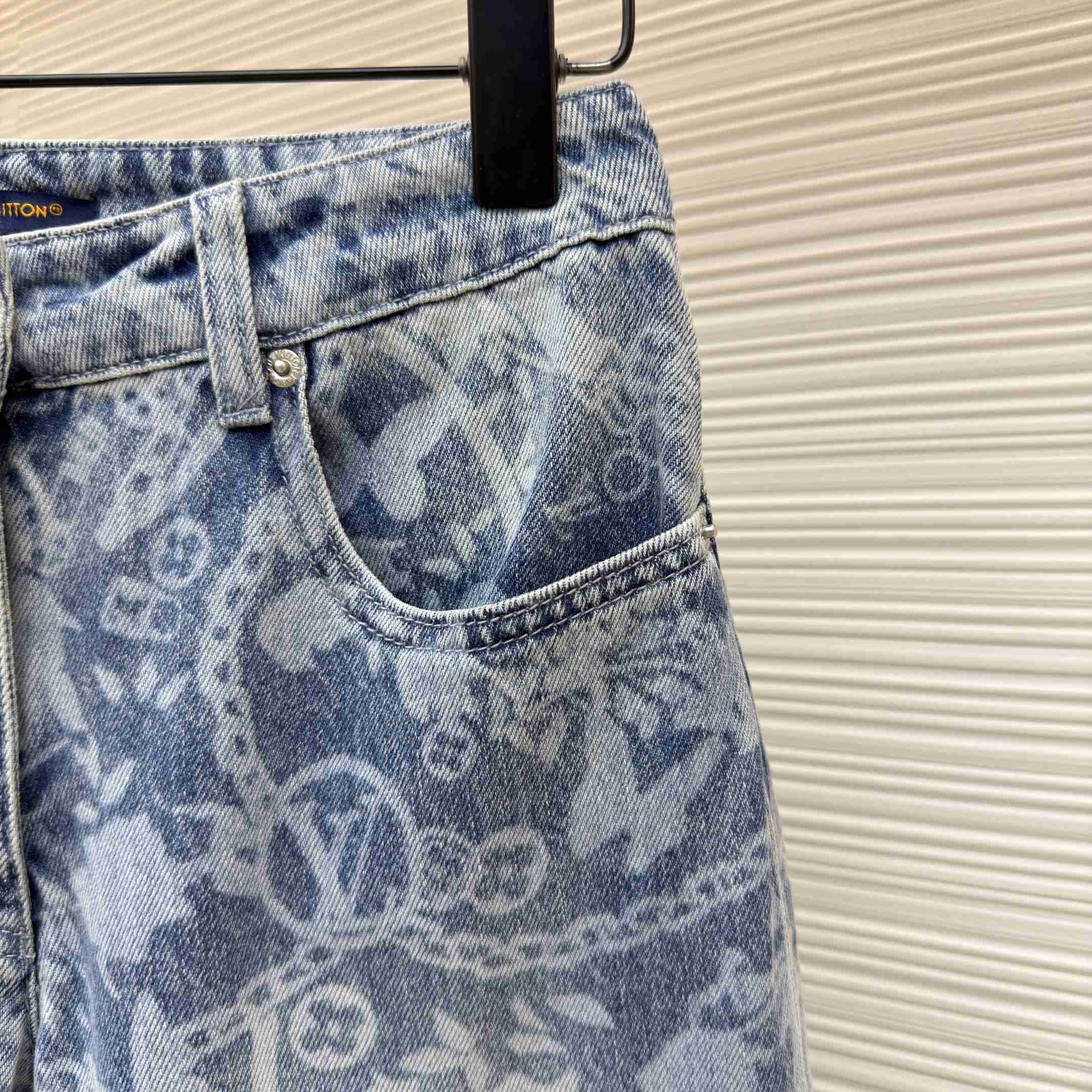 Louis Vuitton LV Bloom Jeans 1AJZ2E - FashionPlug