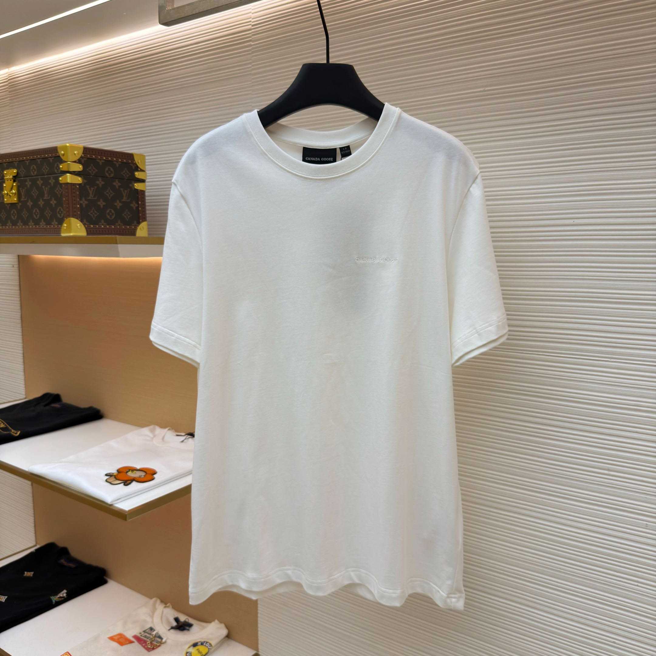 Canada Goose Logo-Embroidered T-shirt - FashionPlug