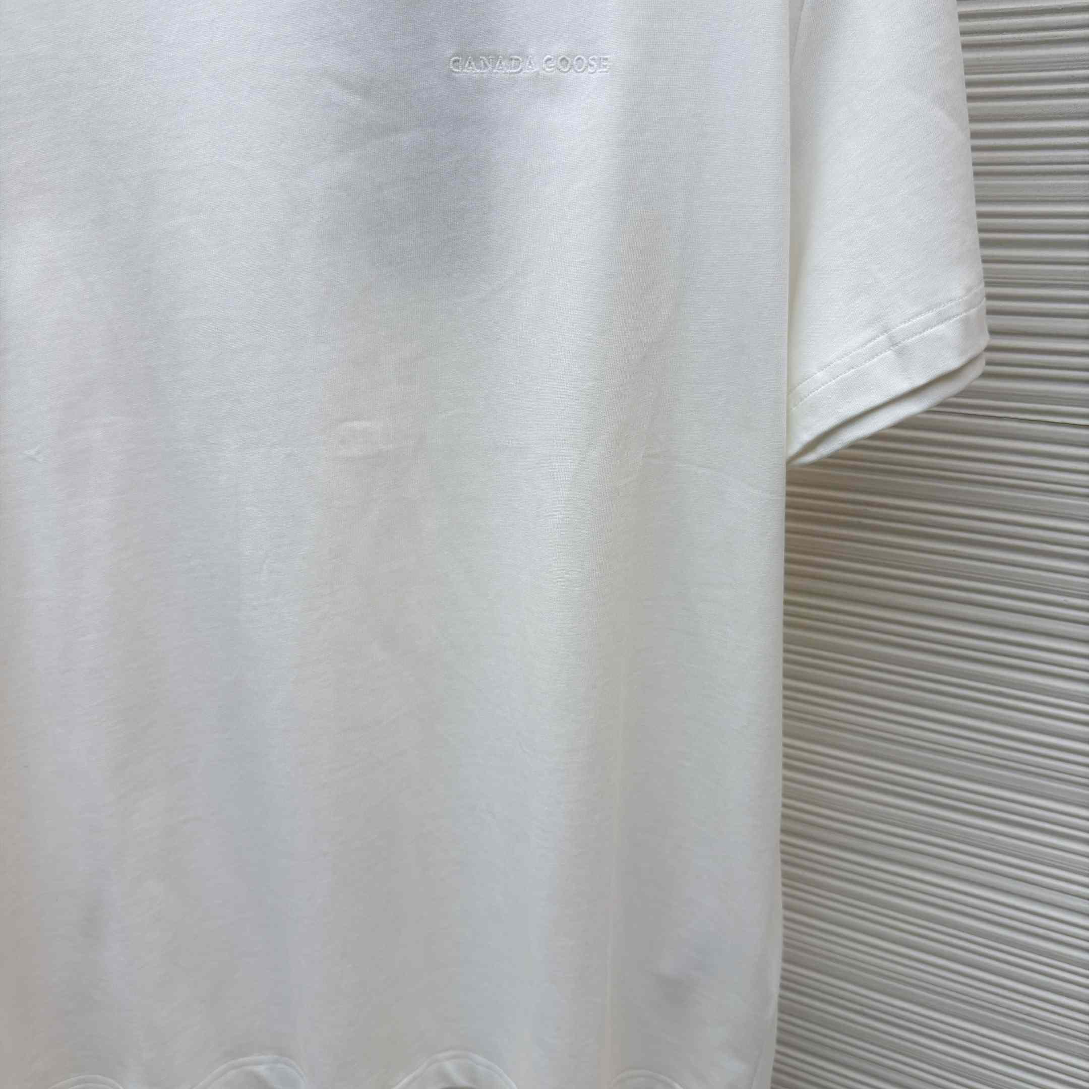 Canada Goose Logo-Embroidered T-shirt - FashionPlug