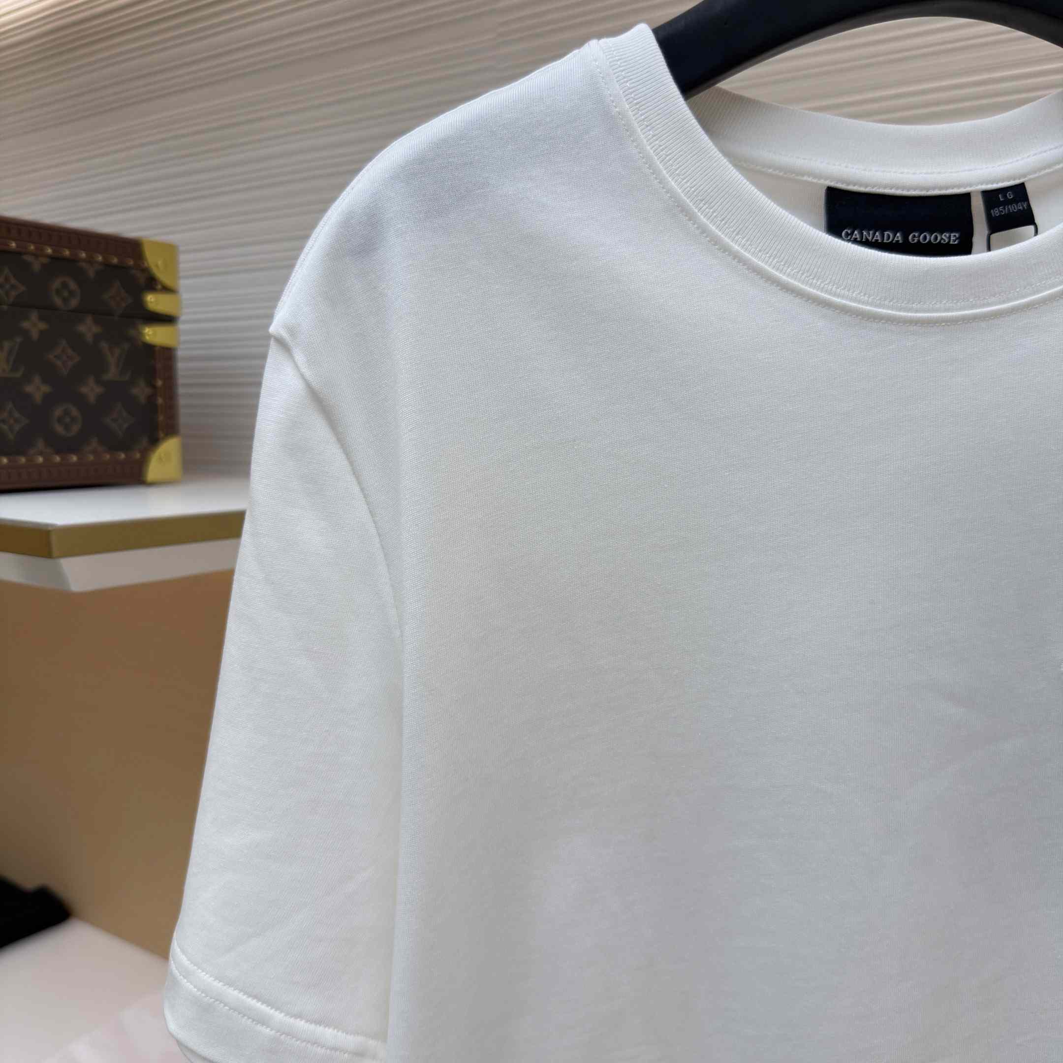 Canada Goose Logo-Embroidered T-shirt - FashionPlug