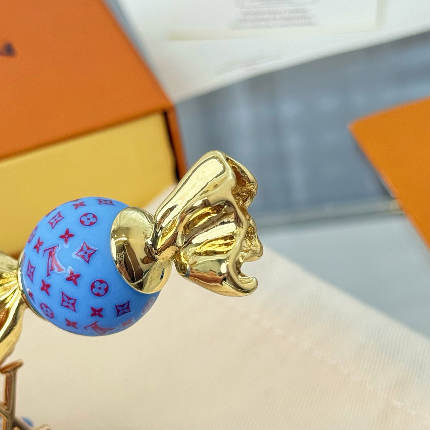 Louis Vuitton LV Sweets Bag Charm M03517 - FashionPlug
