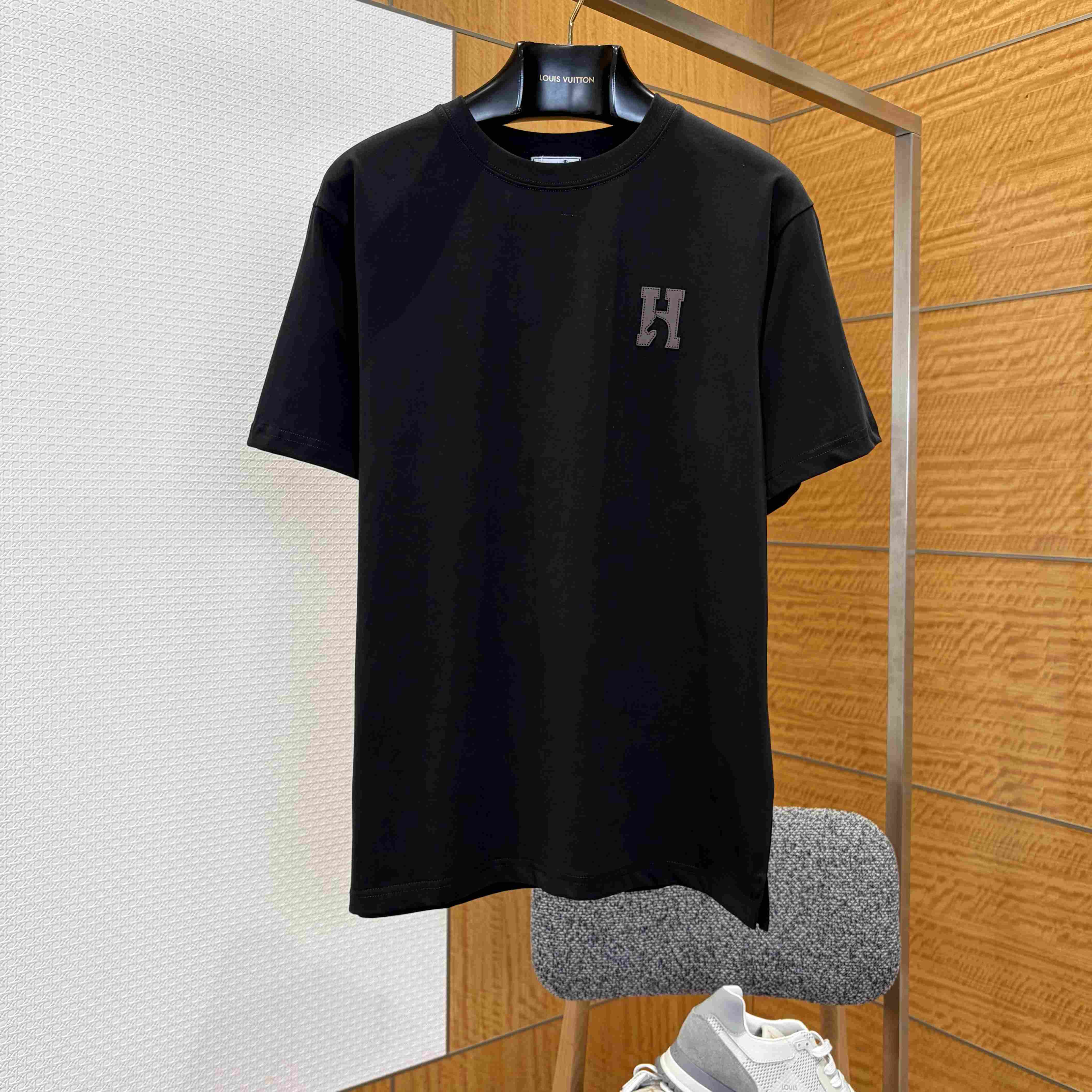 Hermes "H'Cheval" T-shirt  - FashionPlug