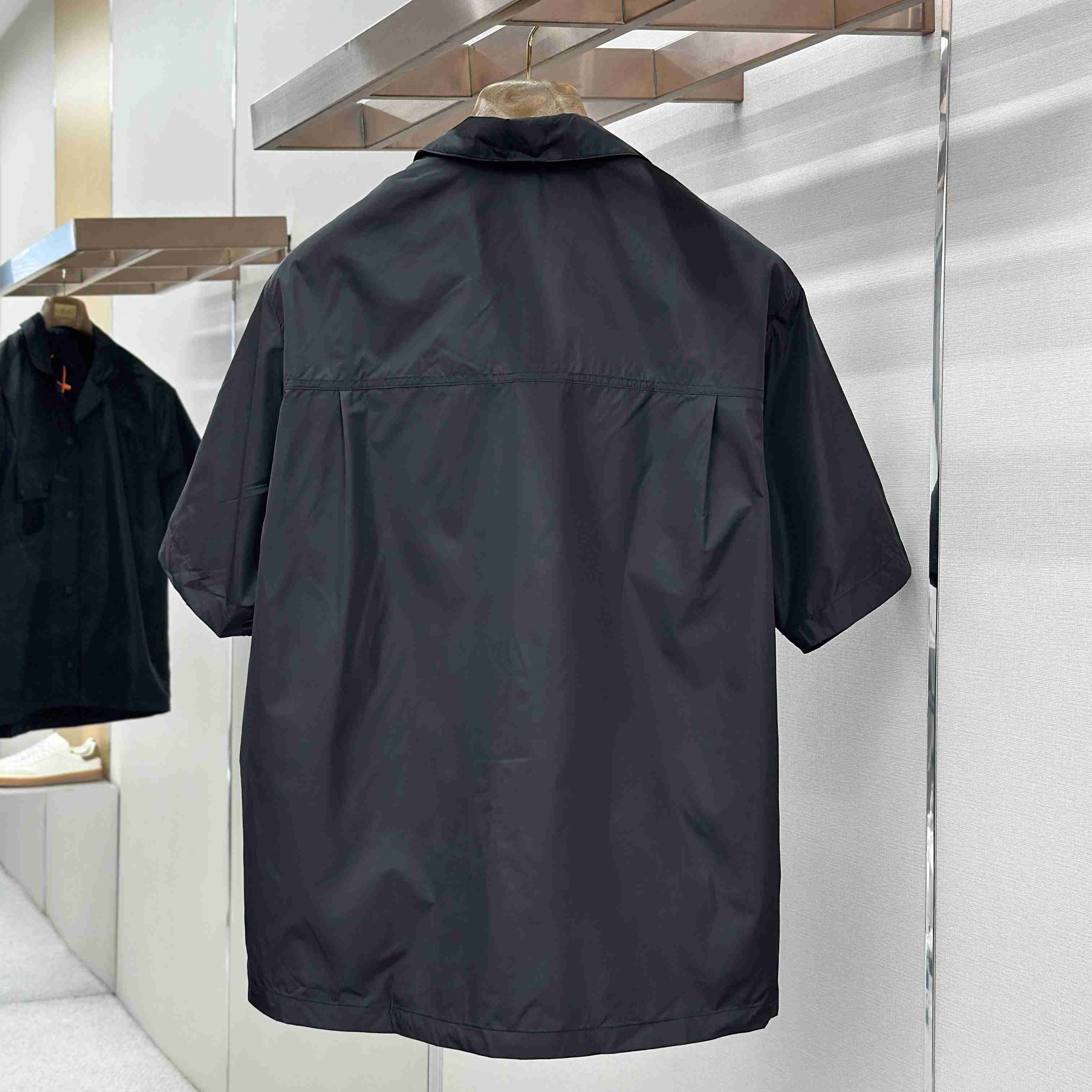 Moncler Logo Short Sleeve Shirt - FashionPlug