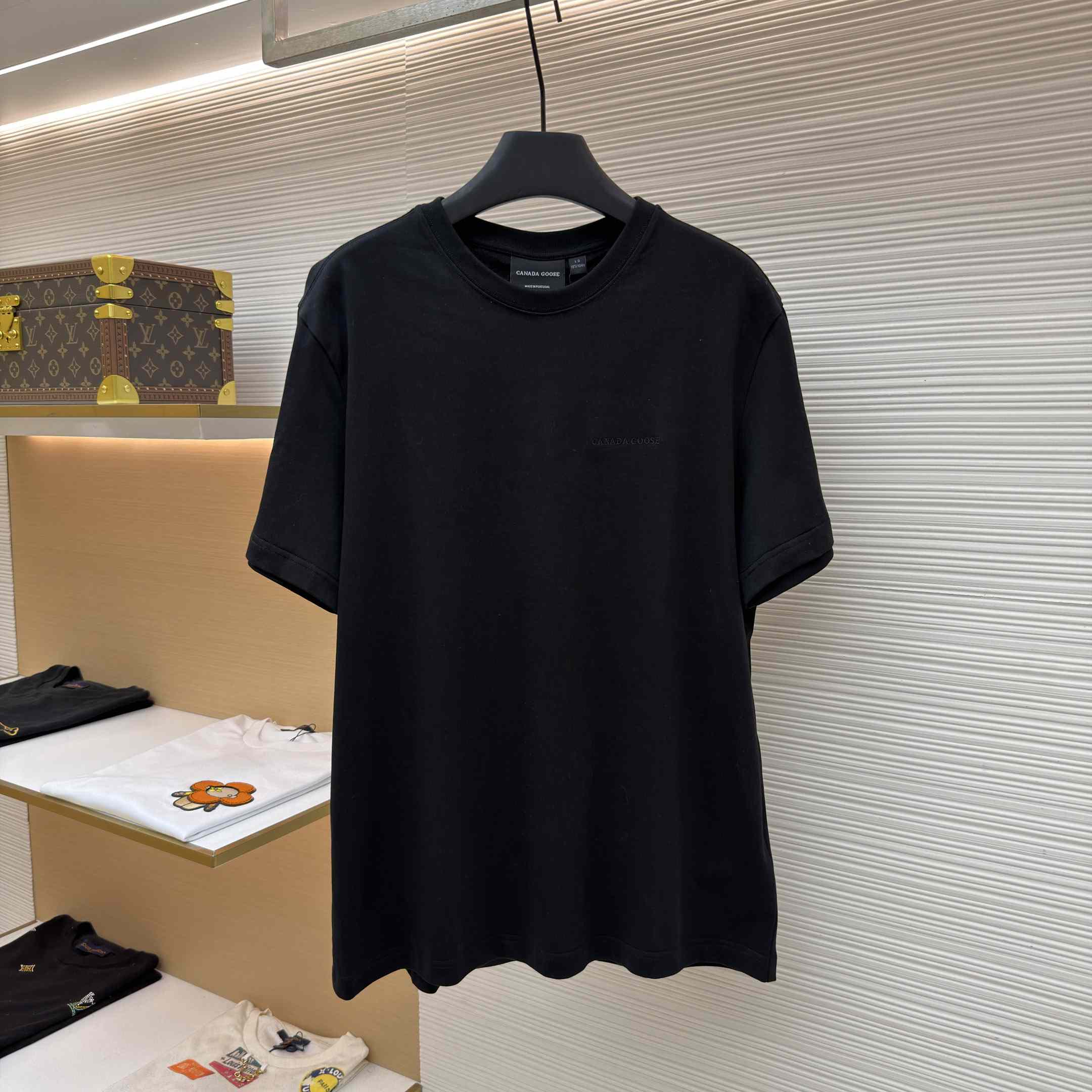 Canada Goose Logo-Embroidered T-shirt - FashionPlug