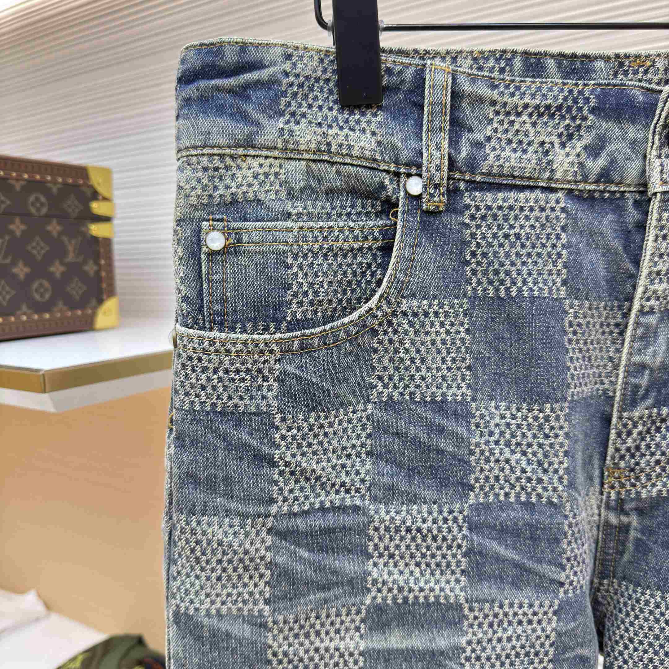 Louis Vuitton Damier Denim Skate Pants 1AFQGW - FashionPlug