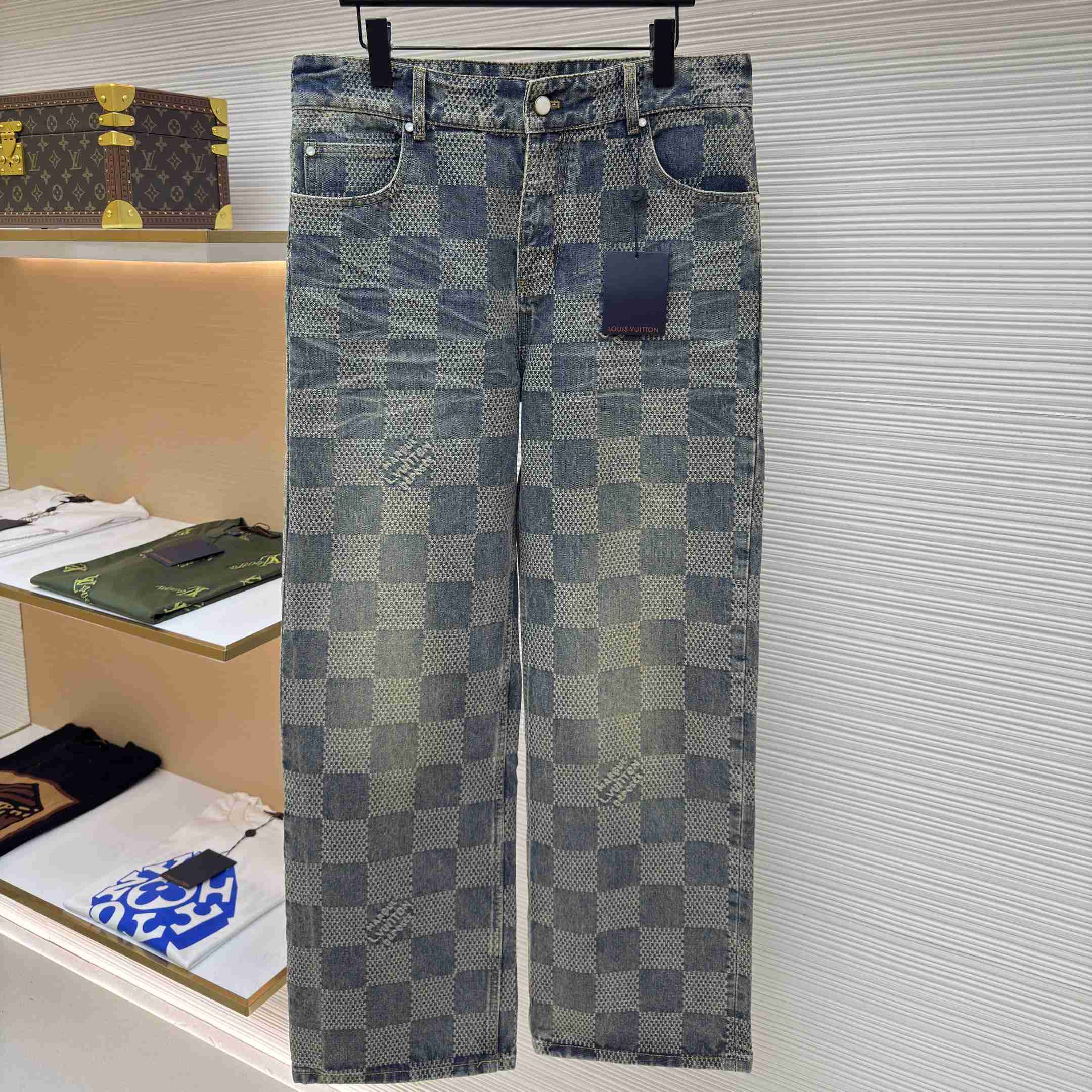 Louis Vuitton Damier Denim Skate Pants 1AFQGW - FashionPlug