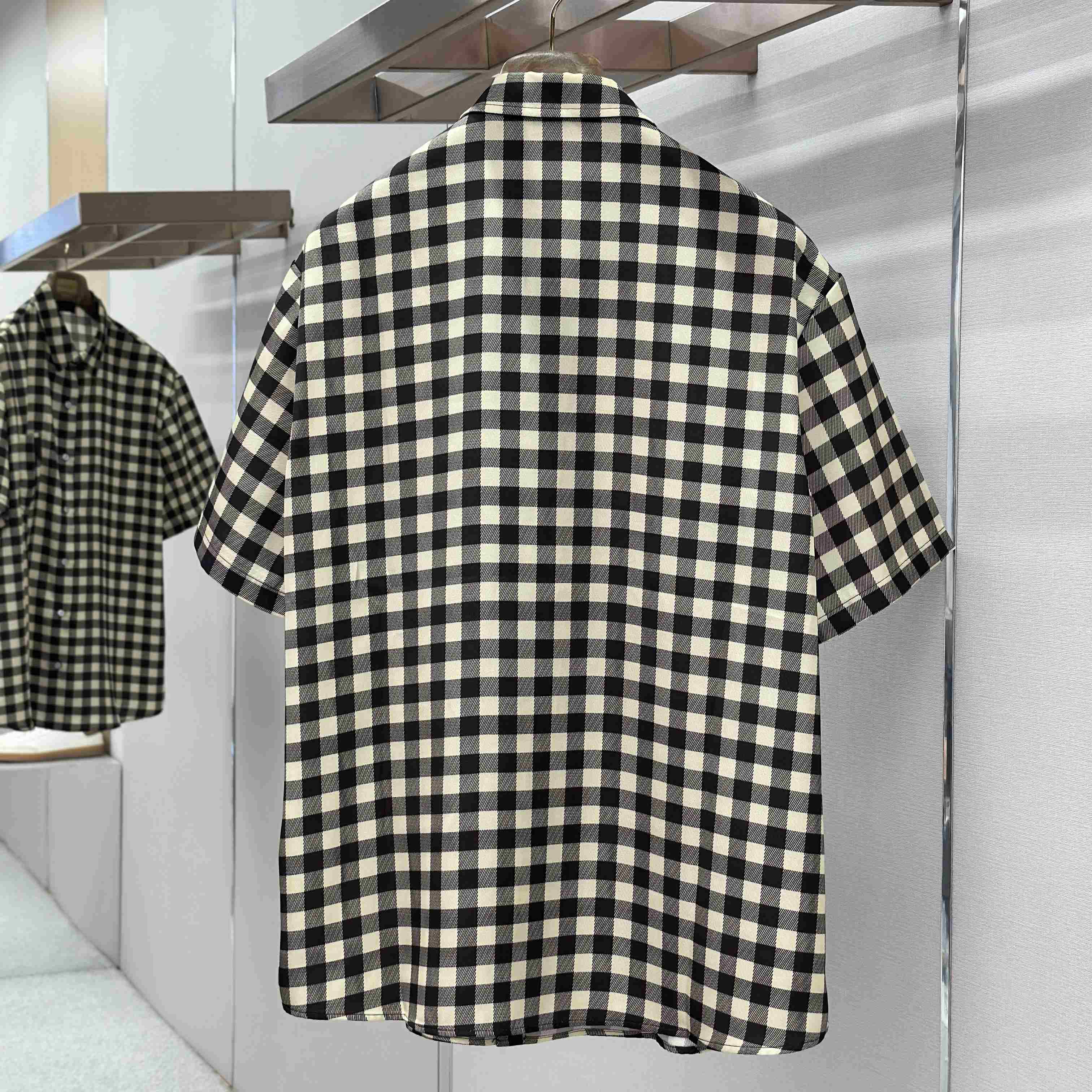 Louis Vuitton Damier Jacquard Short-Sleeved Shirt 1AJRGI - FashionPlug