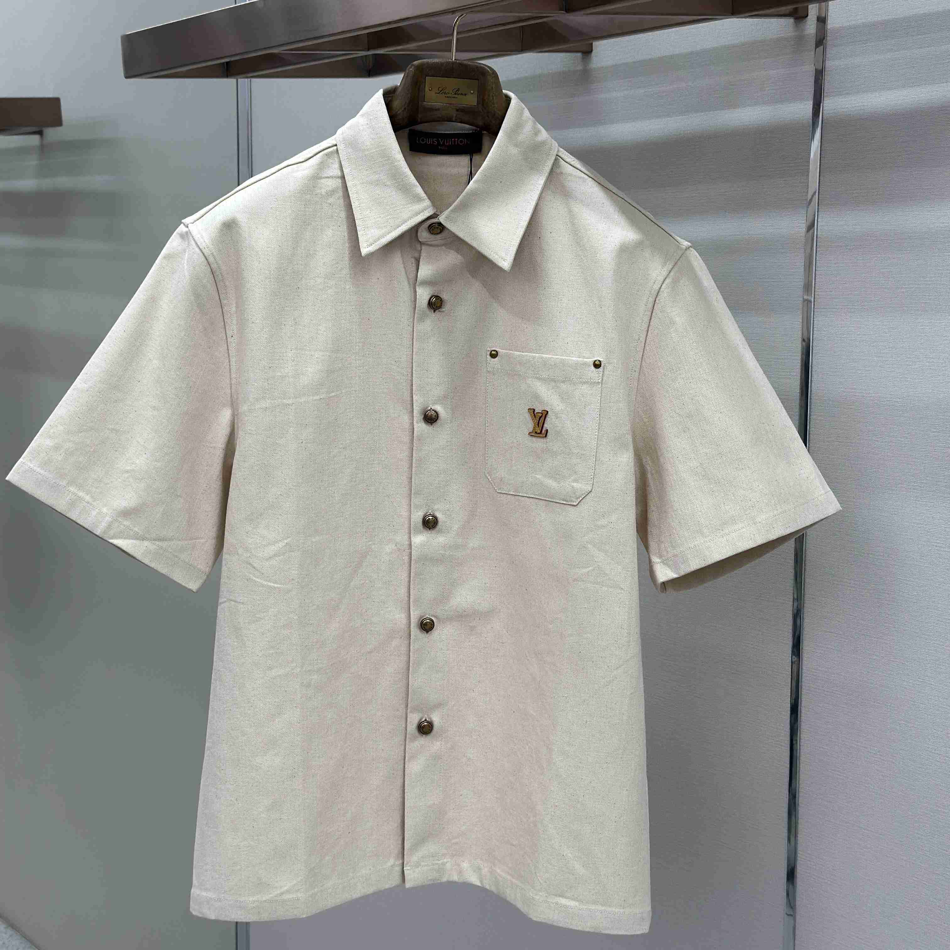 Louis Vuitton Short-Sleeved Silk-Cotton Shirt 1AK7CE - FashionPlug