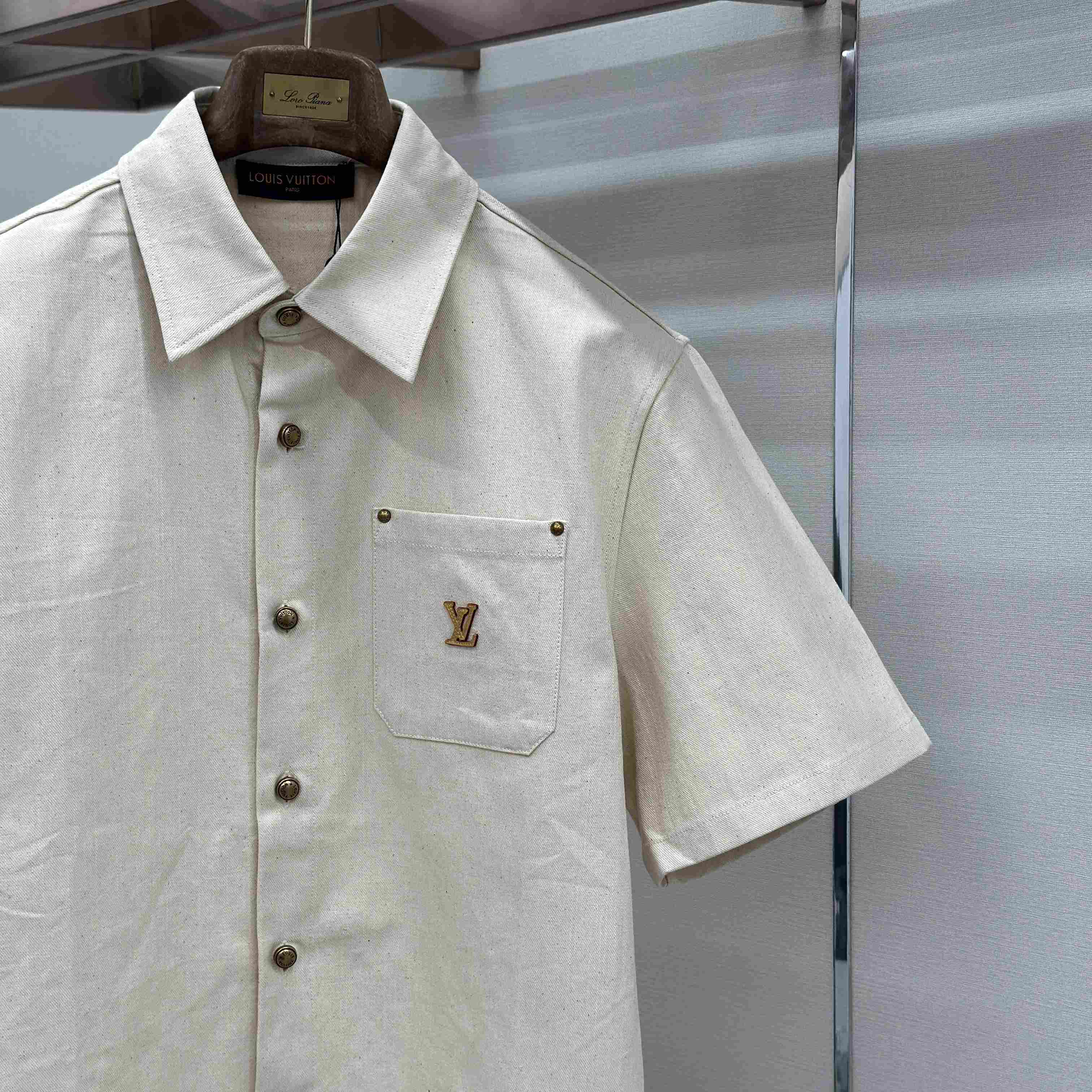 Louis Vuitton Short-Sleeved Silk-Cotton Shirt 1AK7CE - FashionPlug
