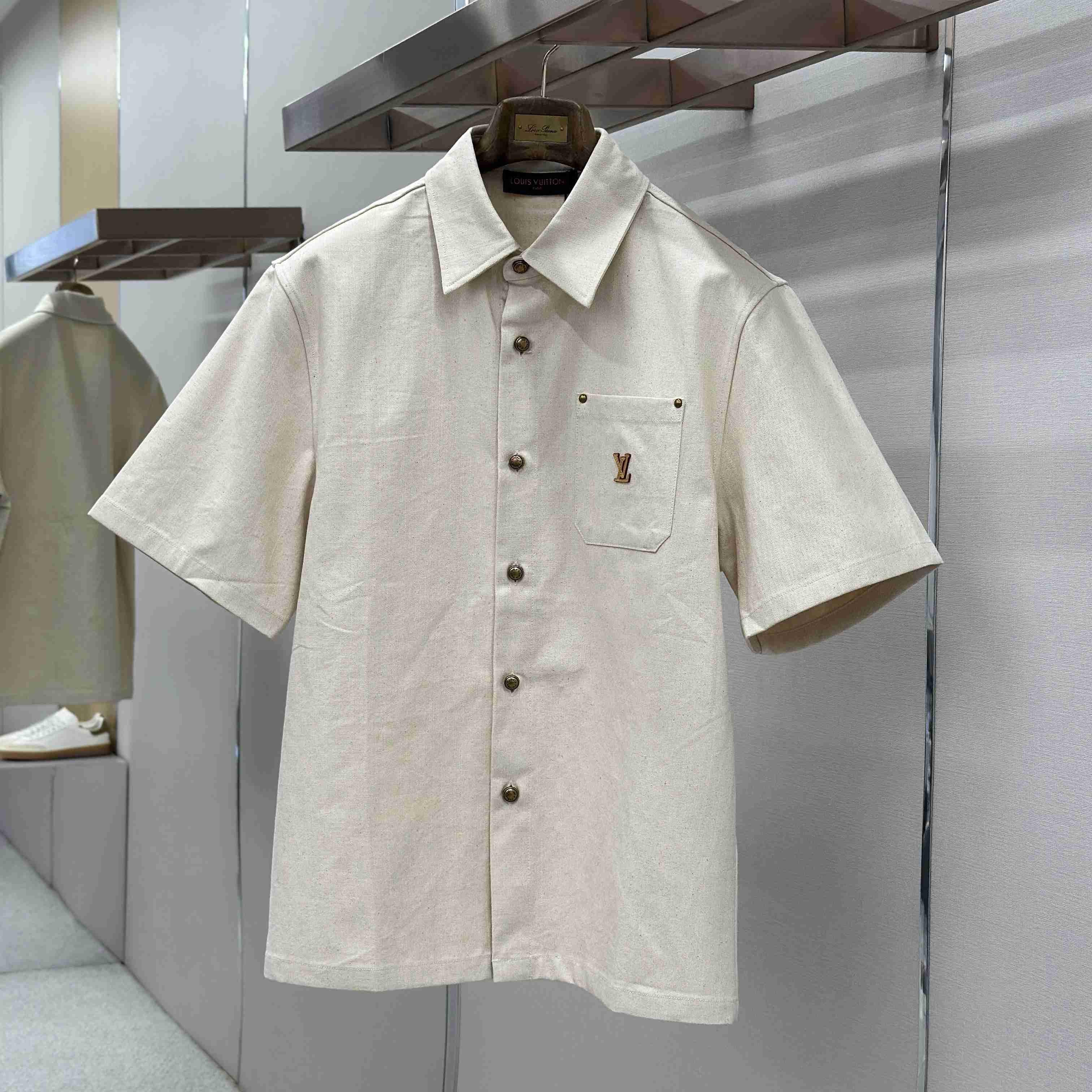 Louis Vuitton Short-Sleeved Silk-Cotton Shirt 1AK7CE - FashionPlug