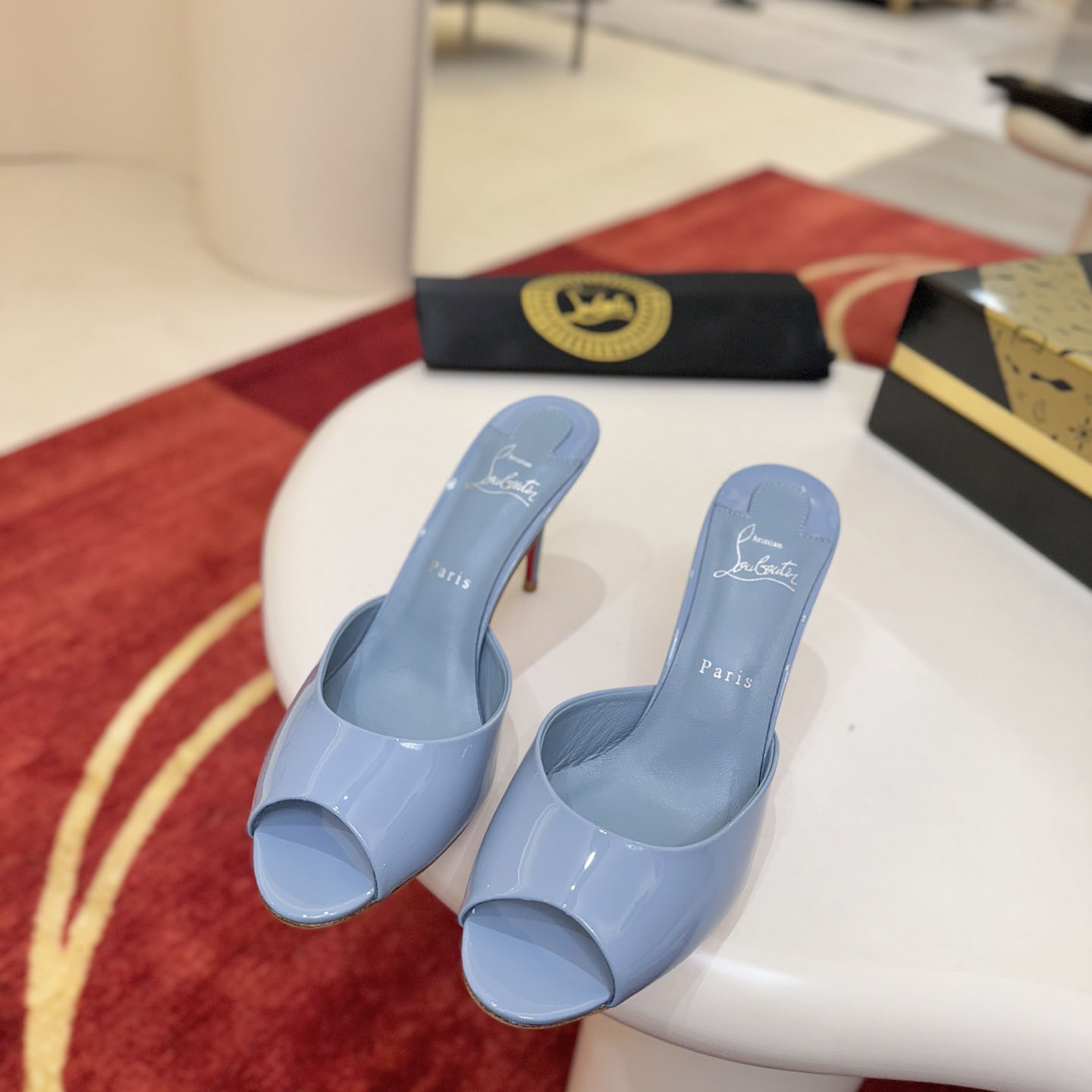 Christian Louboutin Me Dolly 100MM Patent Leather Mules - FashionPlug