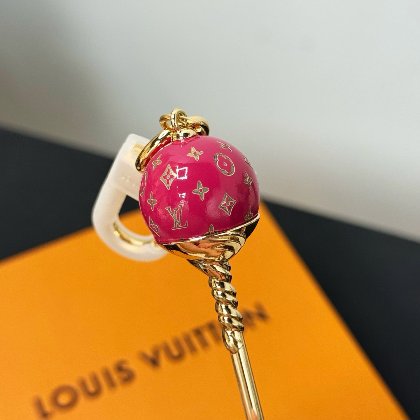 Louis Vuitton LV Sweets Bag Charm M03519 - FashionPlug