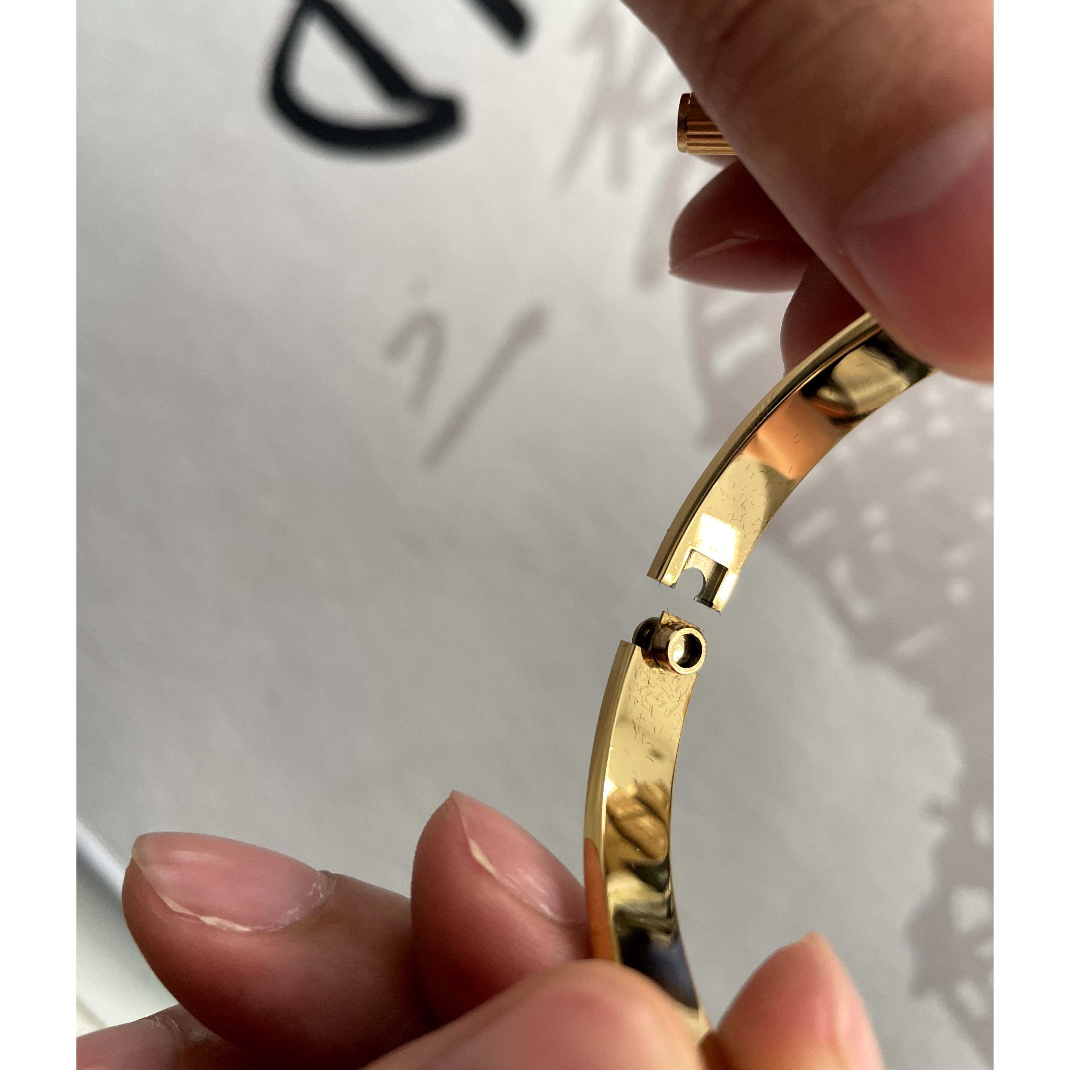 Cartier High Quality Gold Cartier Bracelet - FashionPlug
