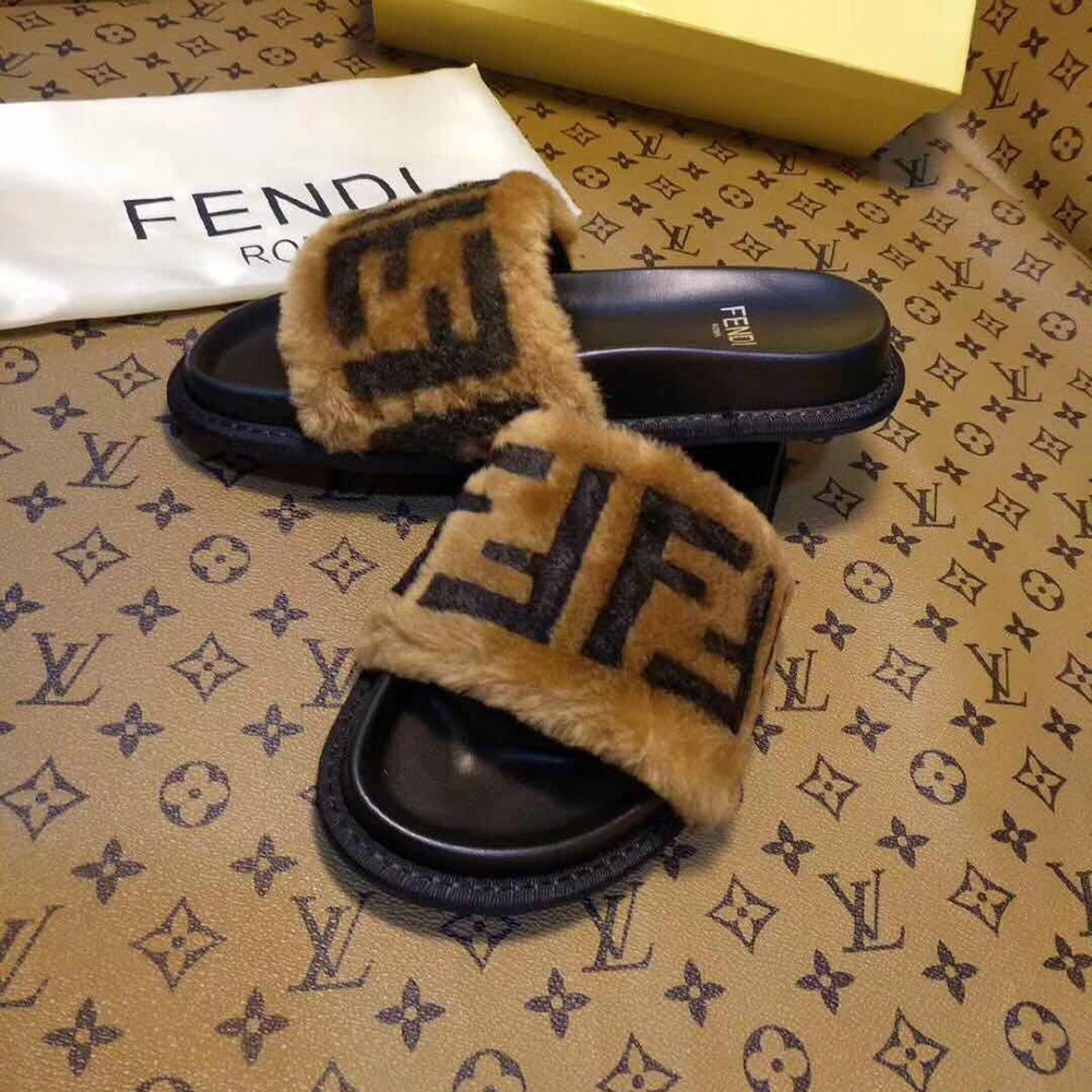Fendi Brown Leather And Sheepskin Slides - FashionPlug