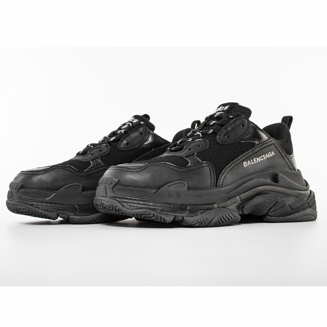 Balenciaga Triple S Trainers Black - FashionPlug