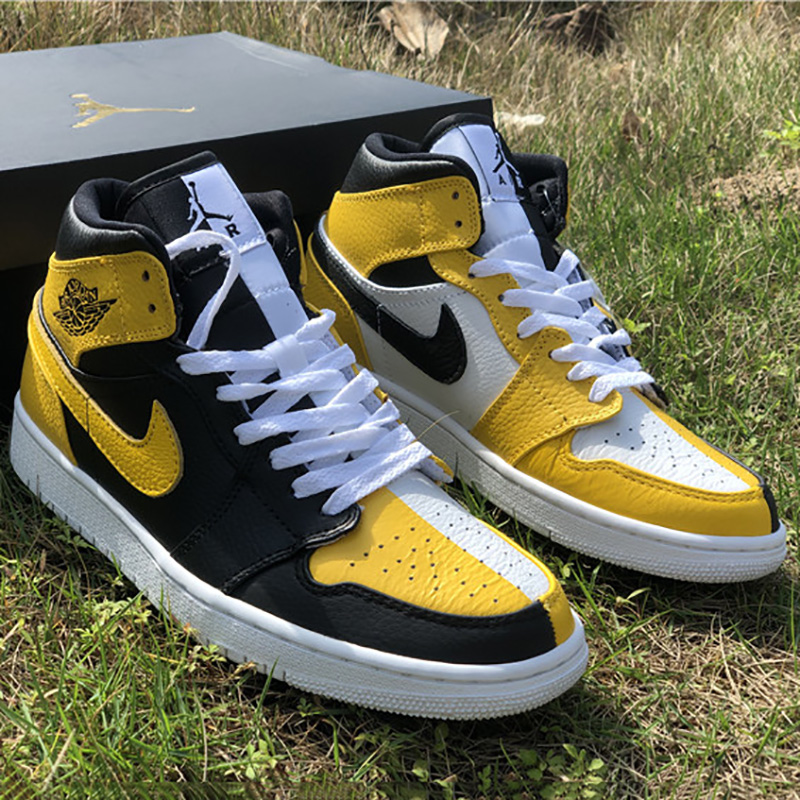 Jordan AJ1 Retro High Black/Yellow/White - FashionPlug